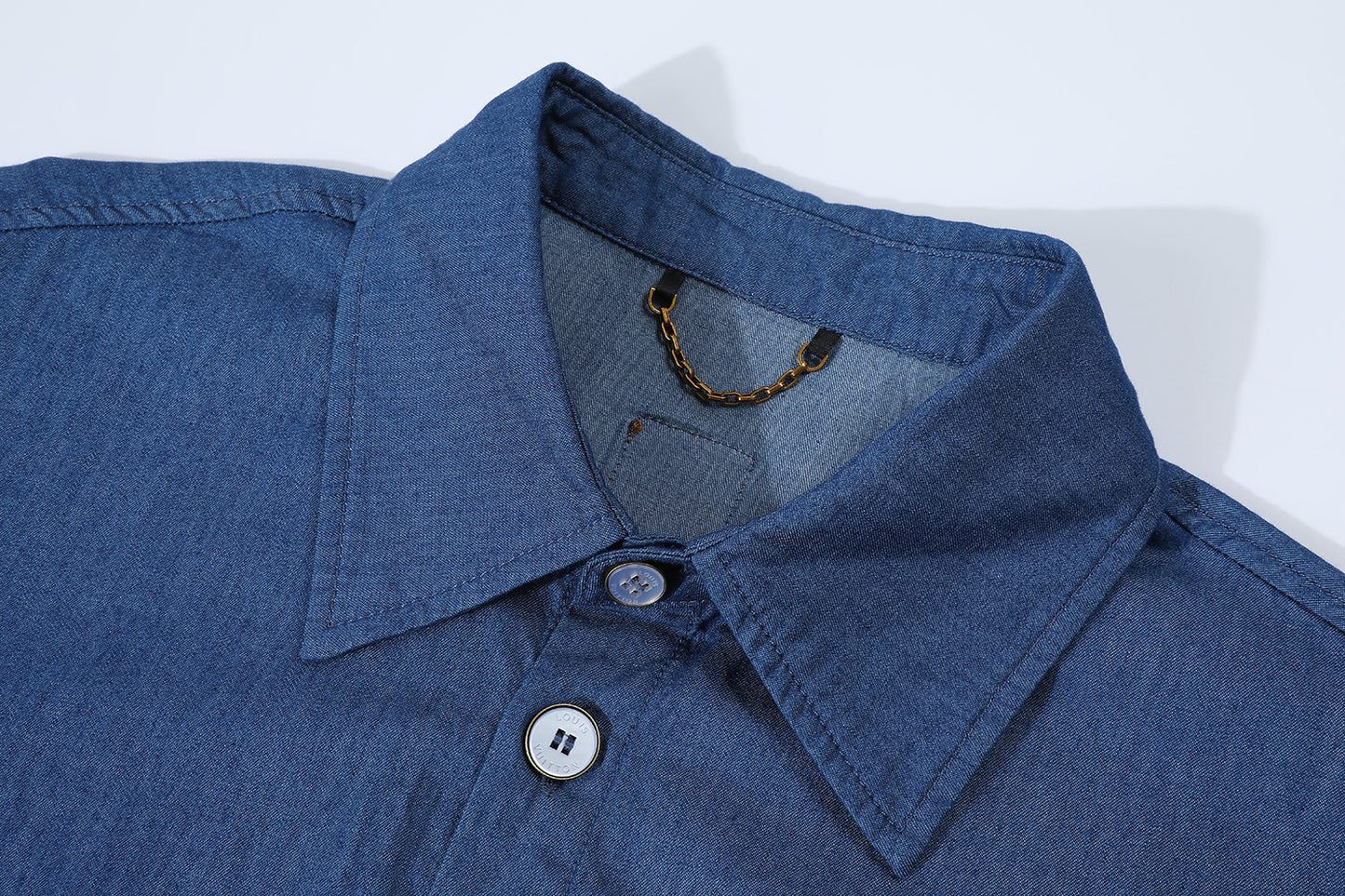 샴브레이 셔츠 (Chambray shirt)