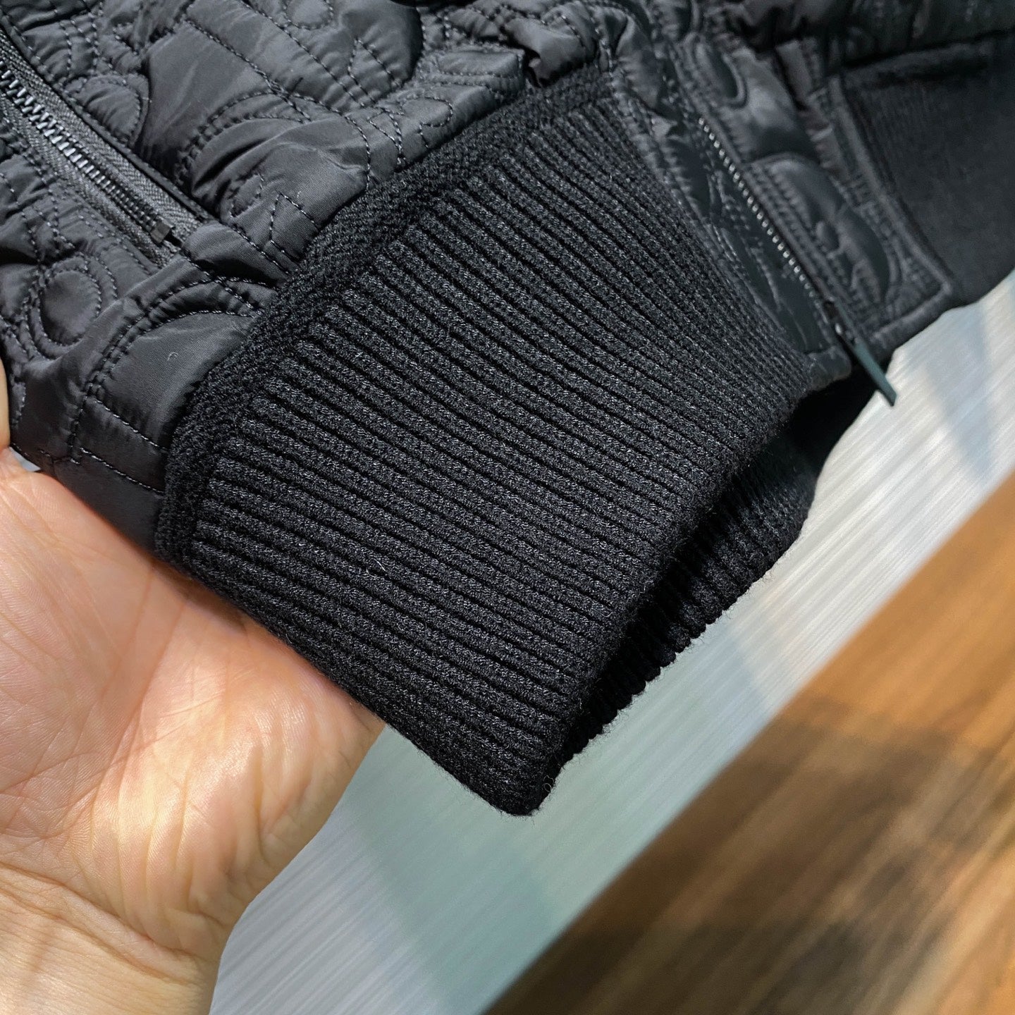 클래식 퀄팅자켓 (Classic quilted jacket)