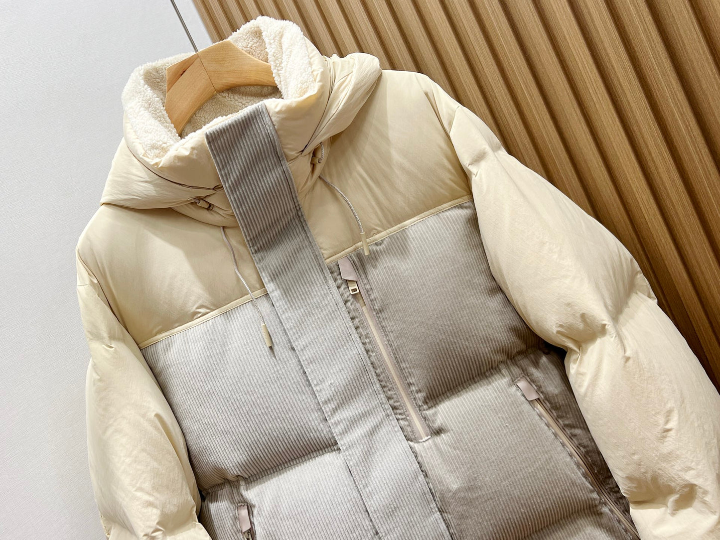 코어 다운 재킷 (core down jacket)