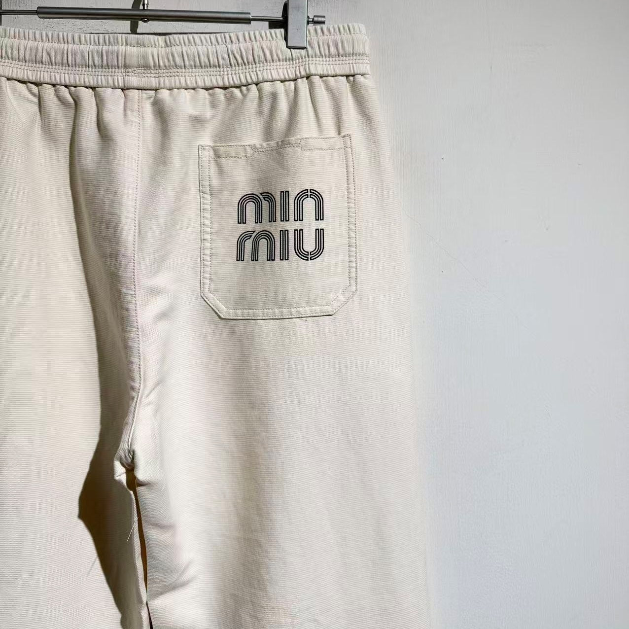 레그 트레이닝바지 (Leg training pants)
