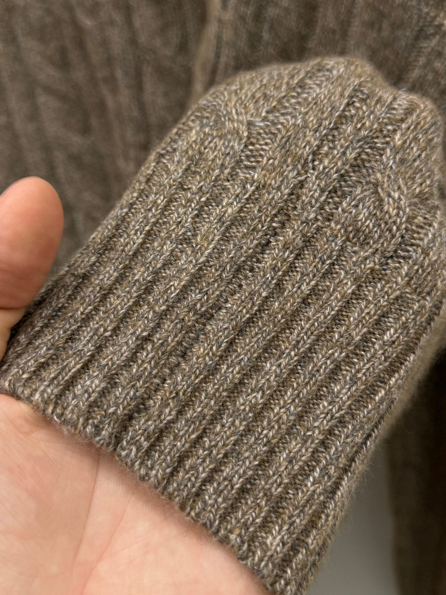 봄버 케이블 니트티 (Bomber Cable Knit Tee)