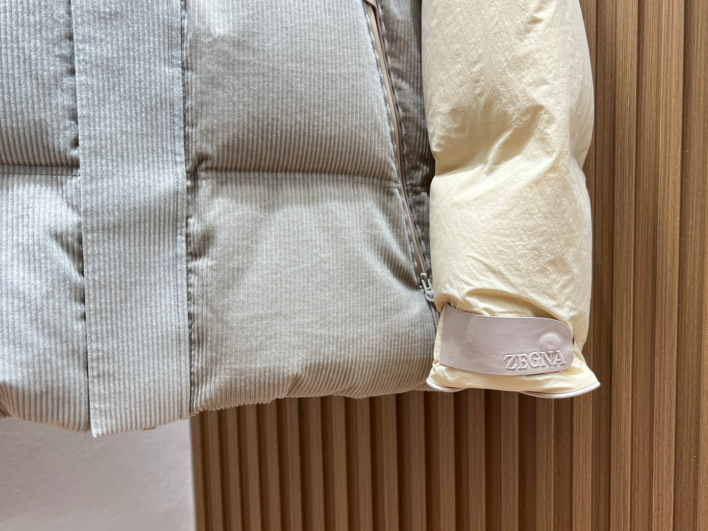 코어 다운 재킷 (core down jacket)