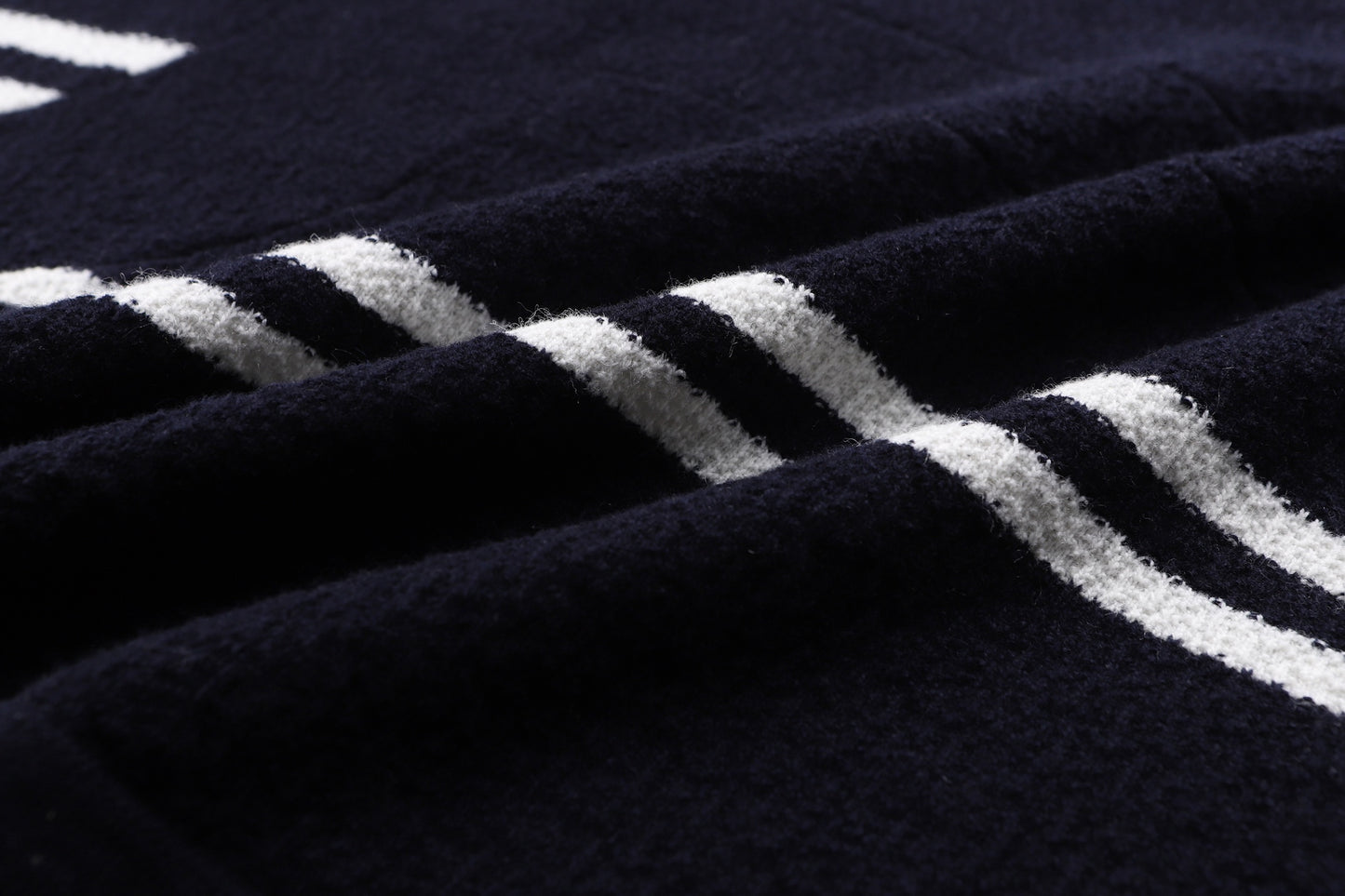 크루넥 티셔츠 (crew neck t-shirt)