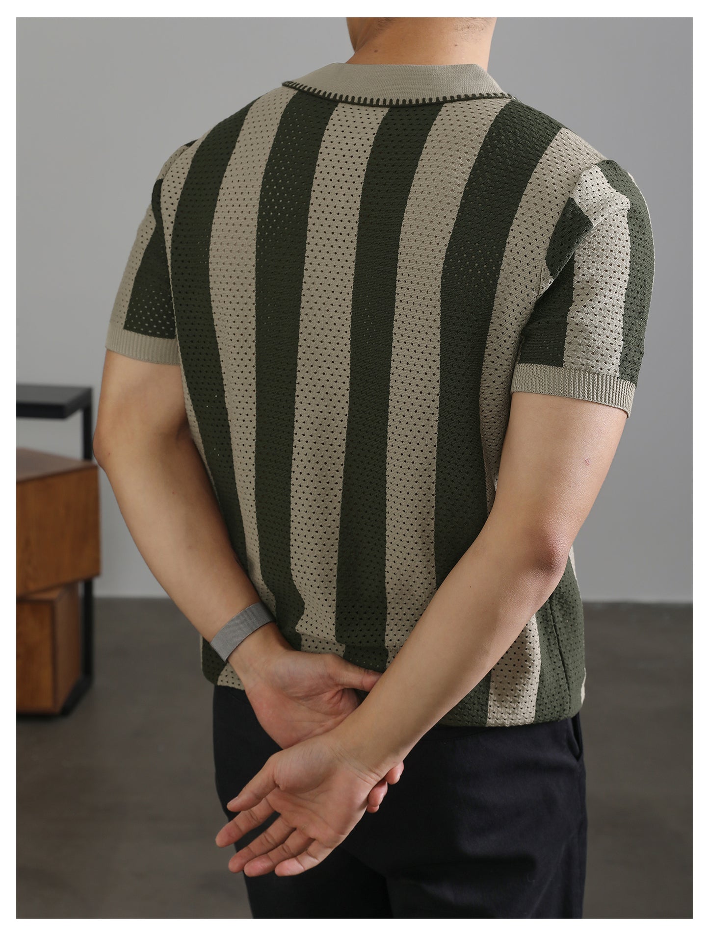 하프 지퍼 라펠 폴로 셔츠 (PICE 3.8)