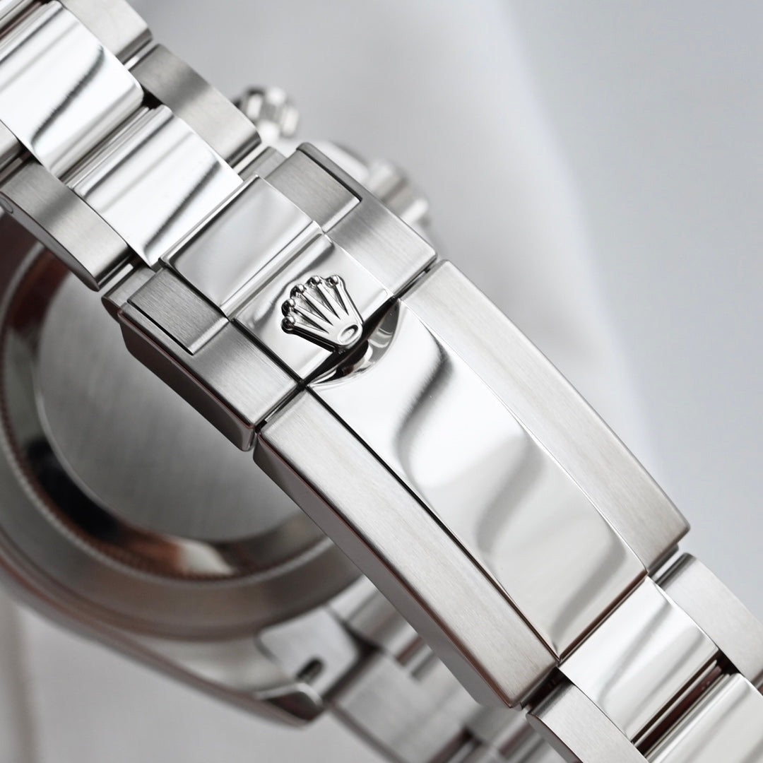 화이트 다이얼 (White Dial)