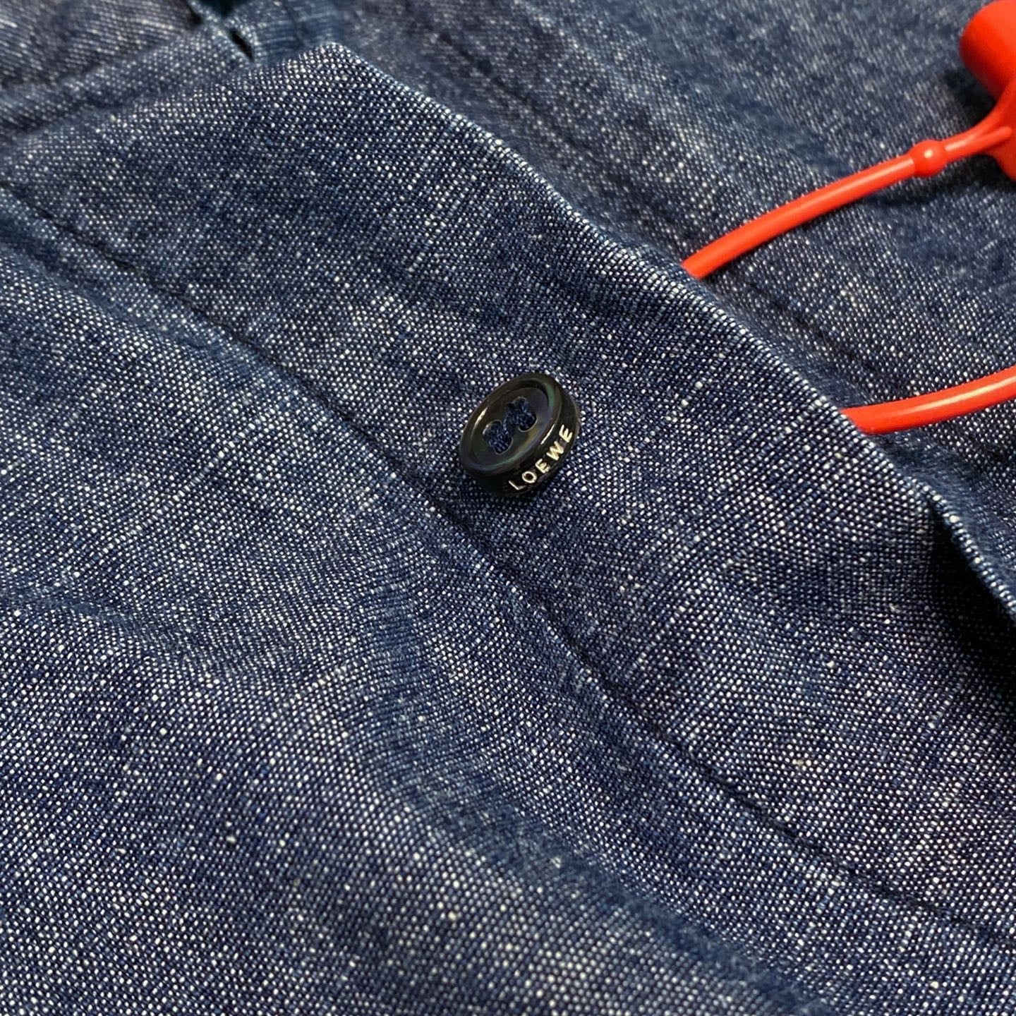 그라데이션 데님셔츠 (gradient denim shirt)