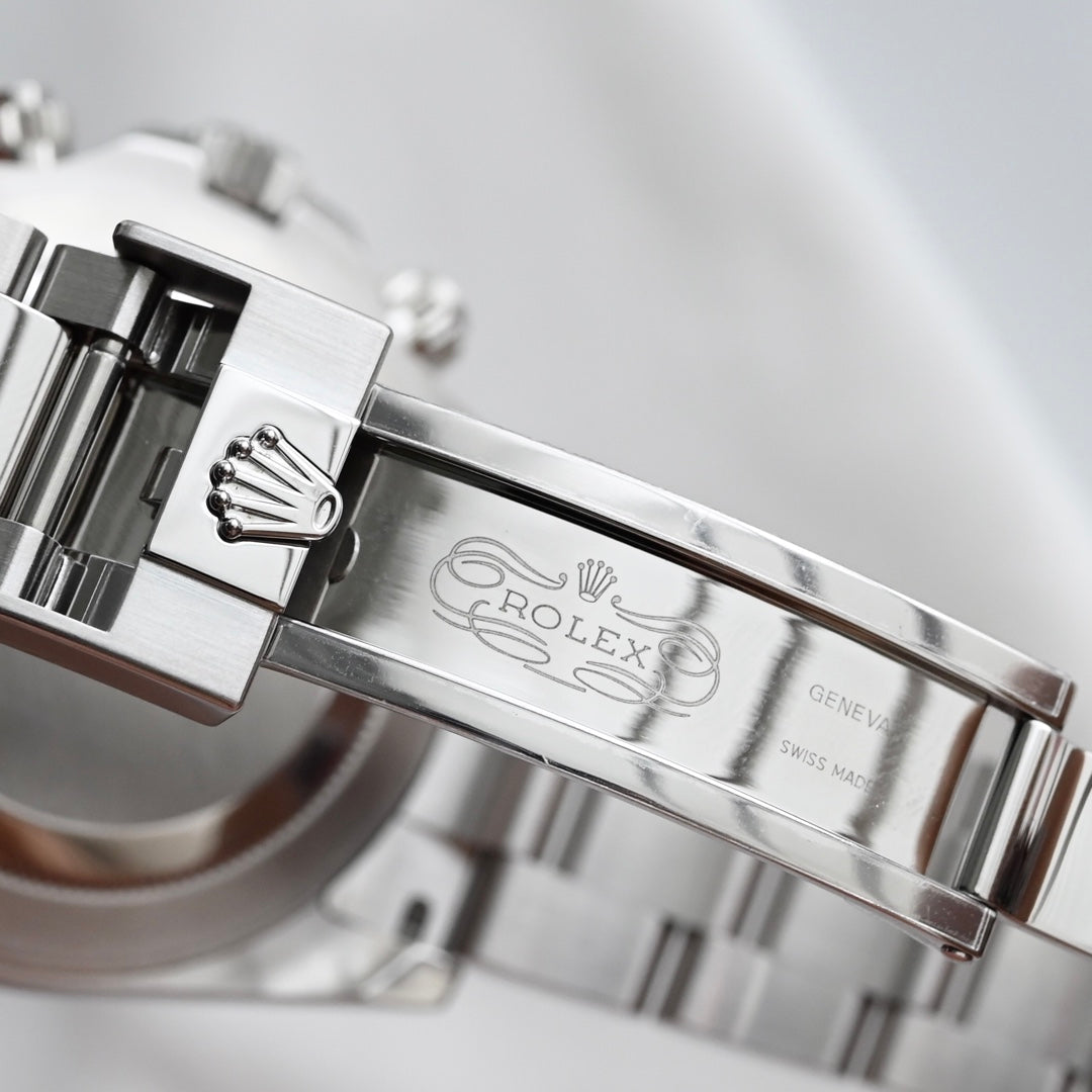화이트 다이얼 (White Dial)