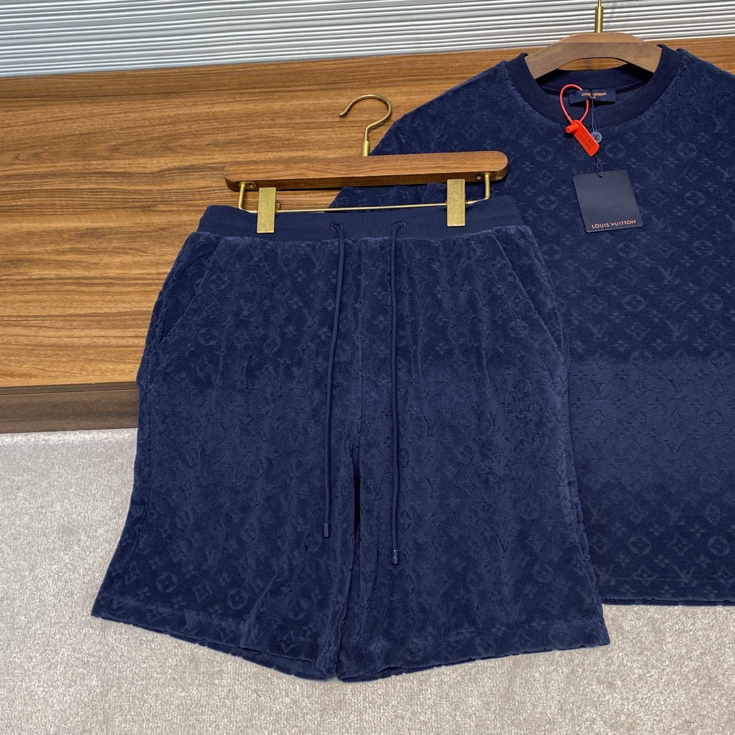 엠보싱 테리 반팔셋업 (Embossed terry short-sleeved set)