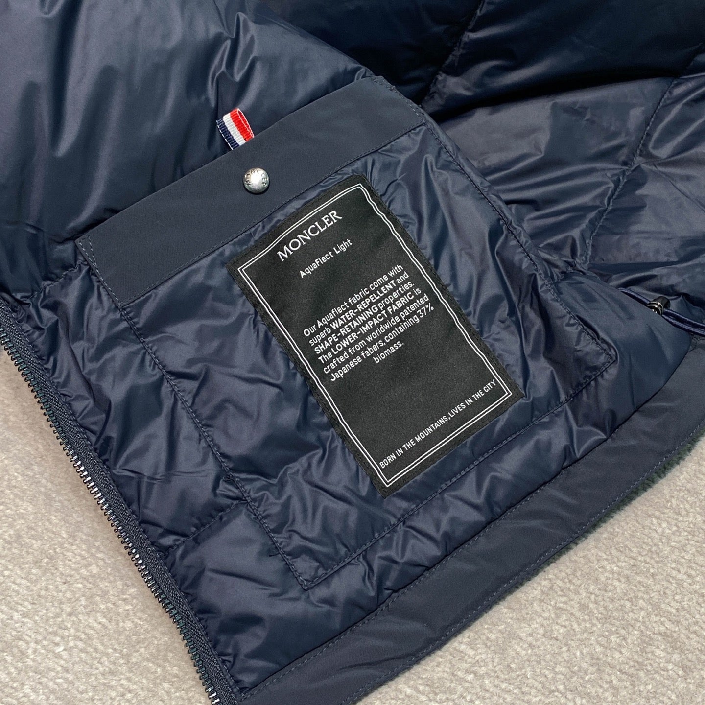 플랩포켓 패딩 (Flap pocket padding)