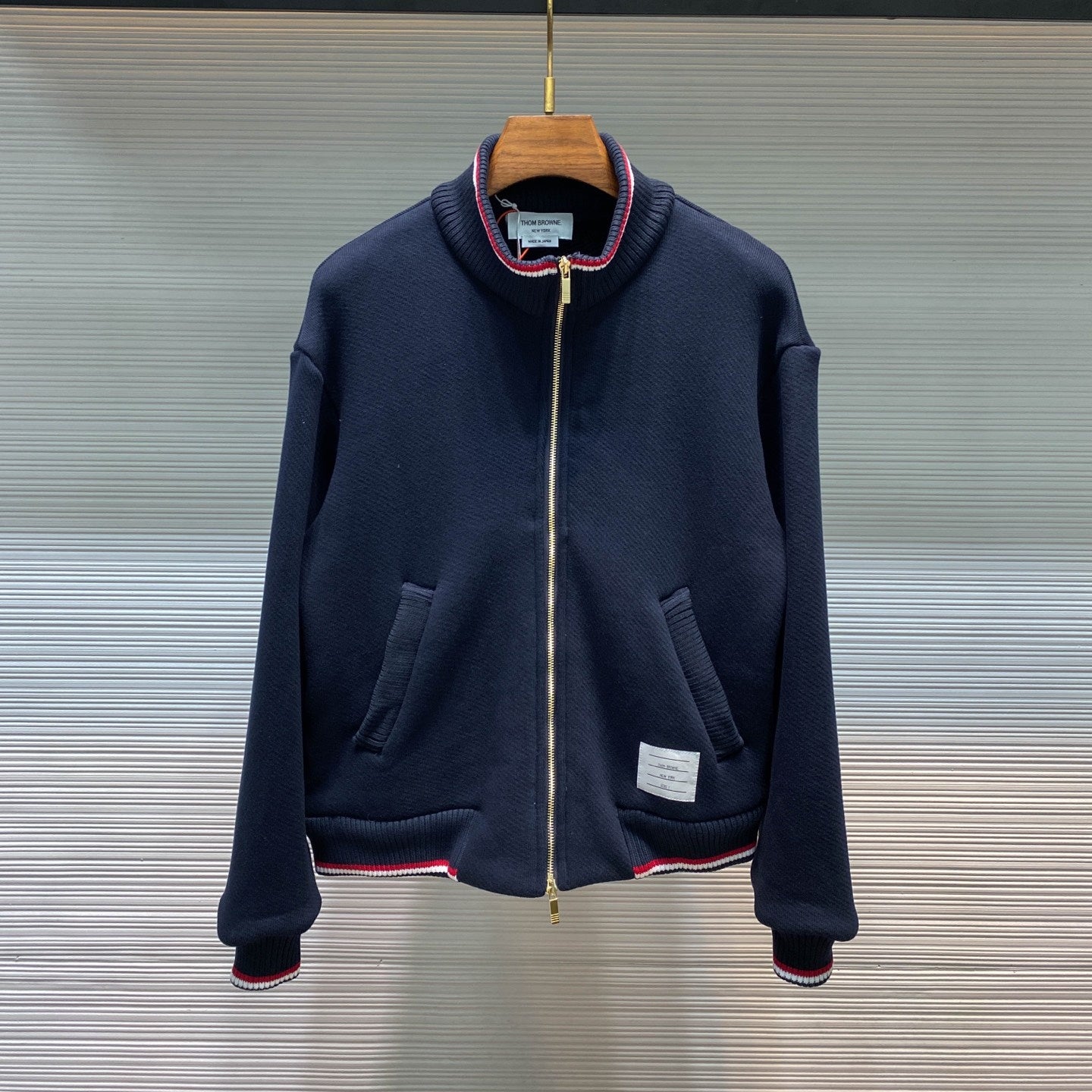 헤비웨이트 저지 (Heavyweight Jersey)