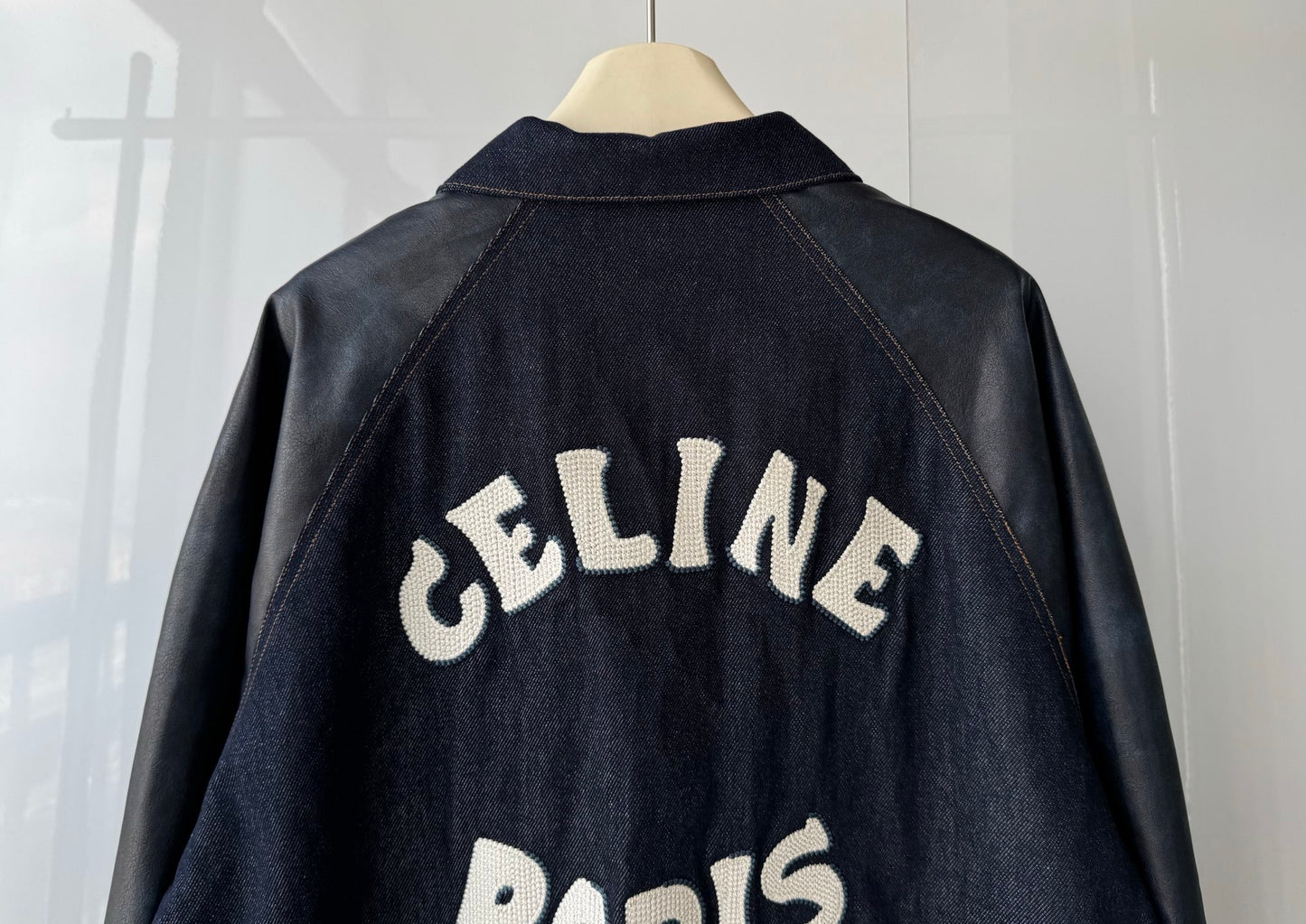 슬리브 자켓 (sleeve jacket)