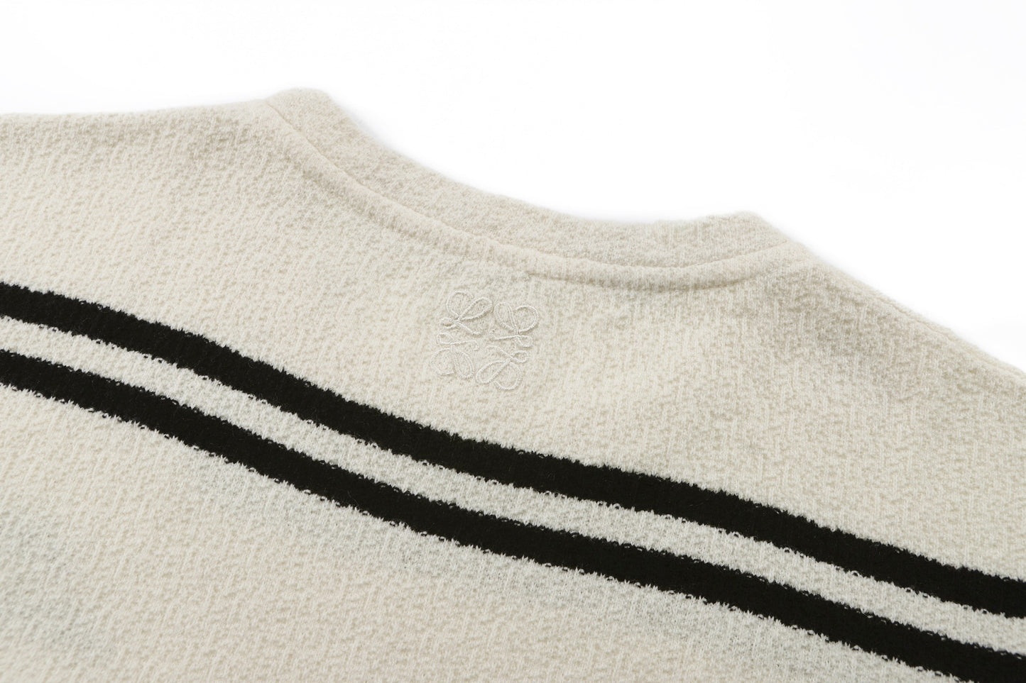 크루넥 티셔츠 (crew neck t-shirt)