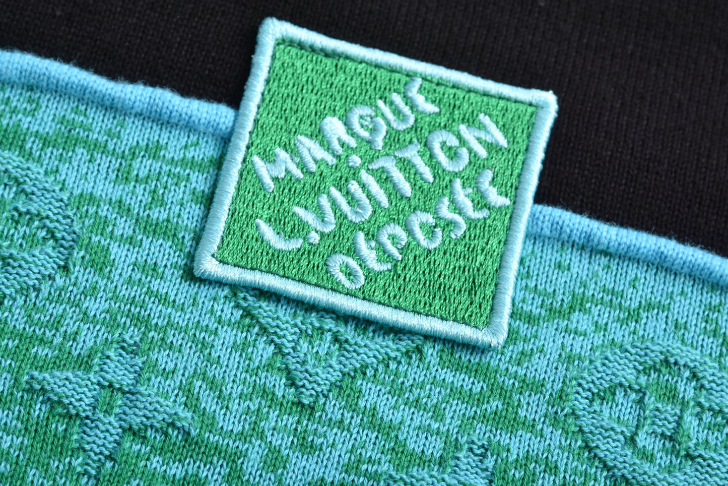 자카드 티셔츠 (jacquard t-shirt)