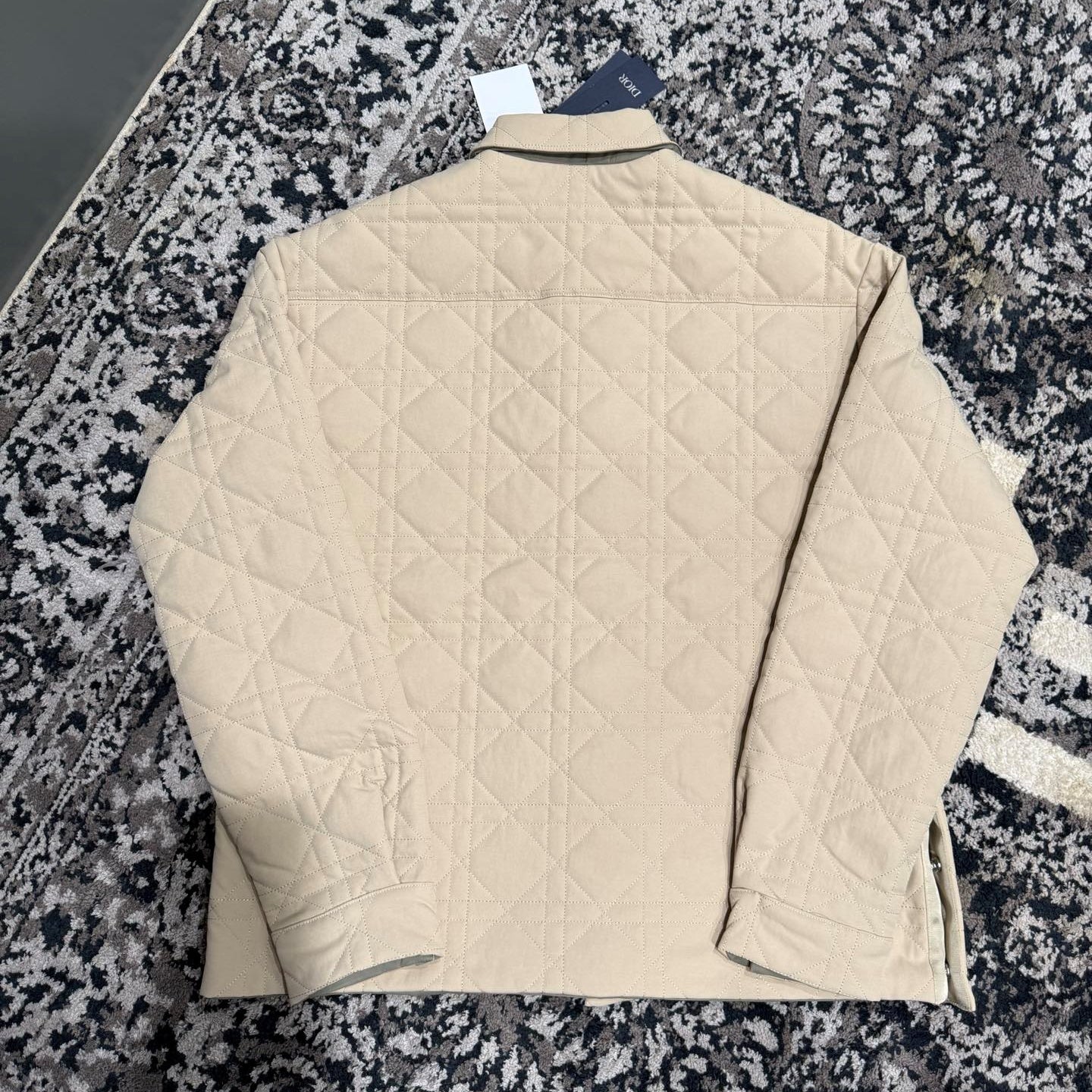 까나쥬 패턴 재킷 (Cannage pattern jacket)