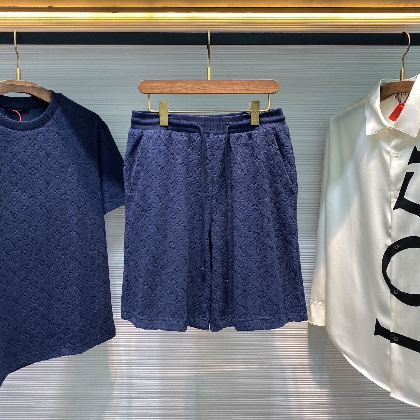 엠보싱 테리 반팔셋업 (Embossed terry short-sleeved set)
