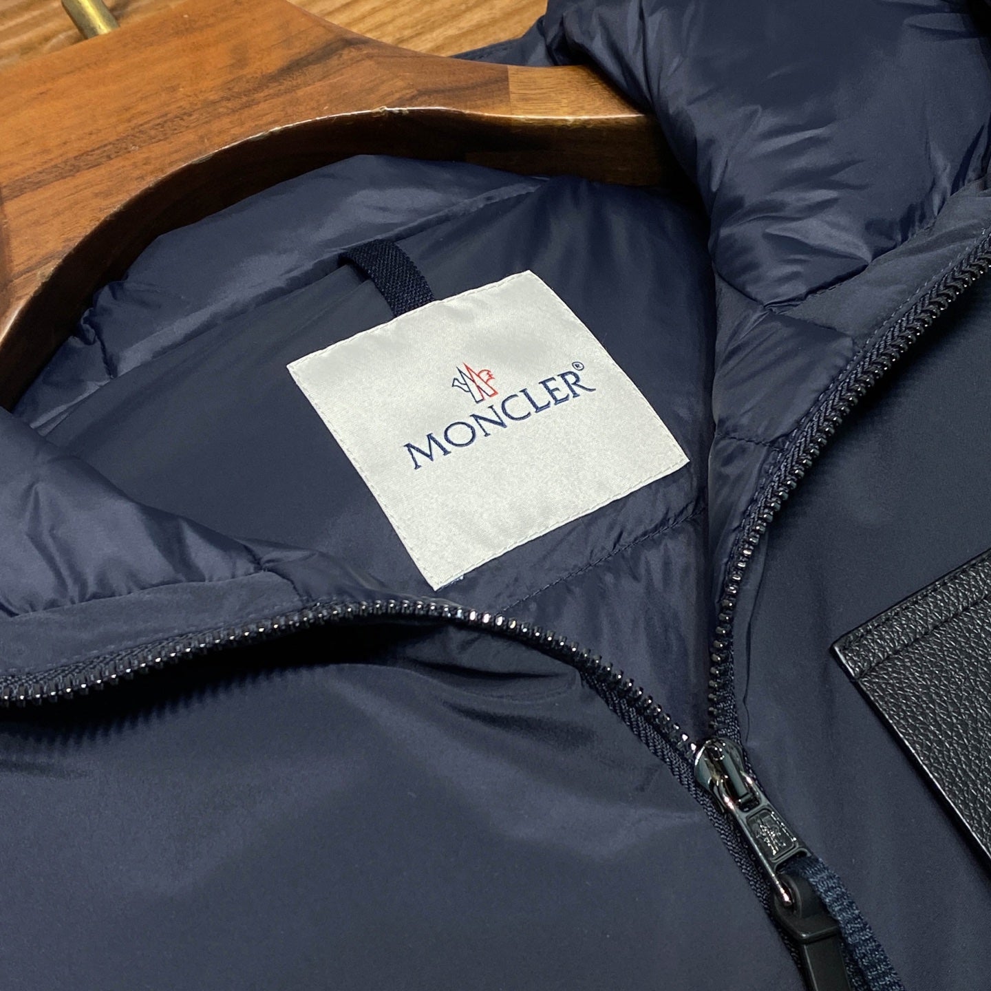 플랩포켓 패딩 (Flap pocket padding)