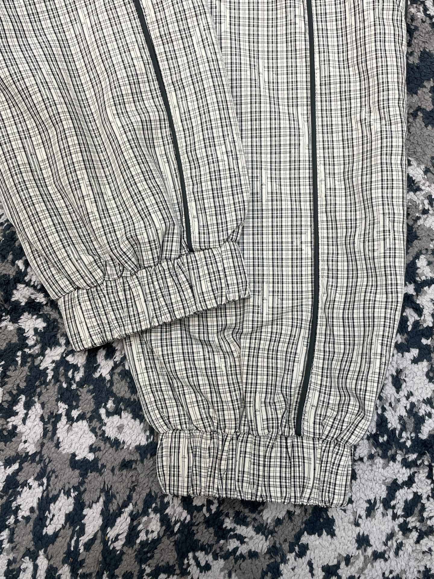 테일러링 윈드브레이크 셋업 (Tailored Windbreaker Set)