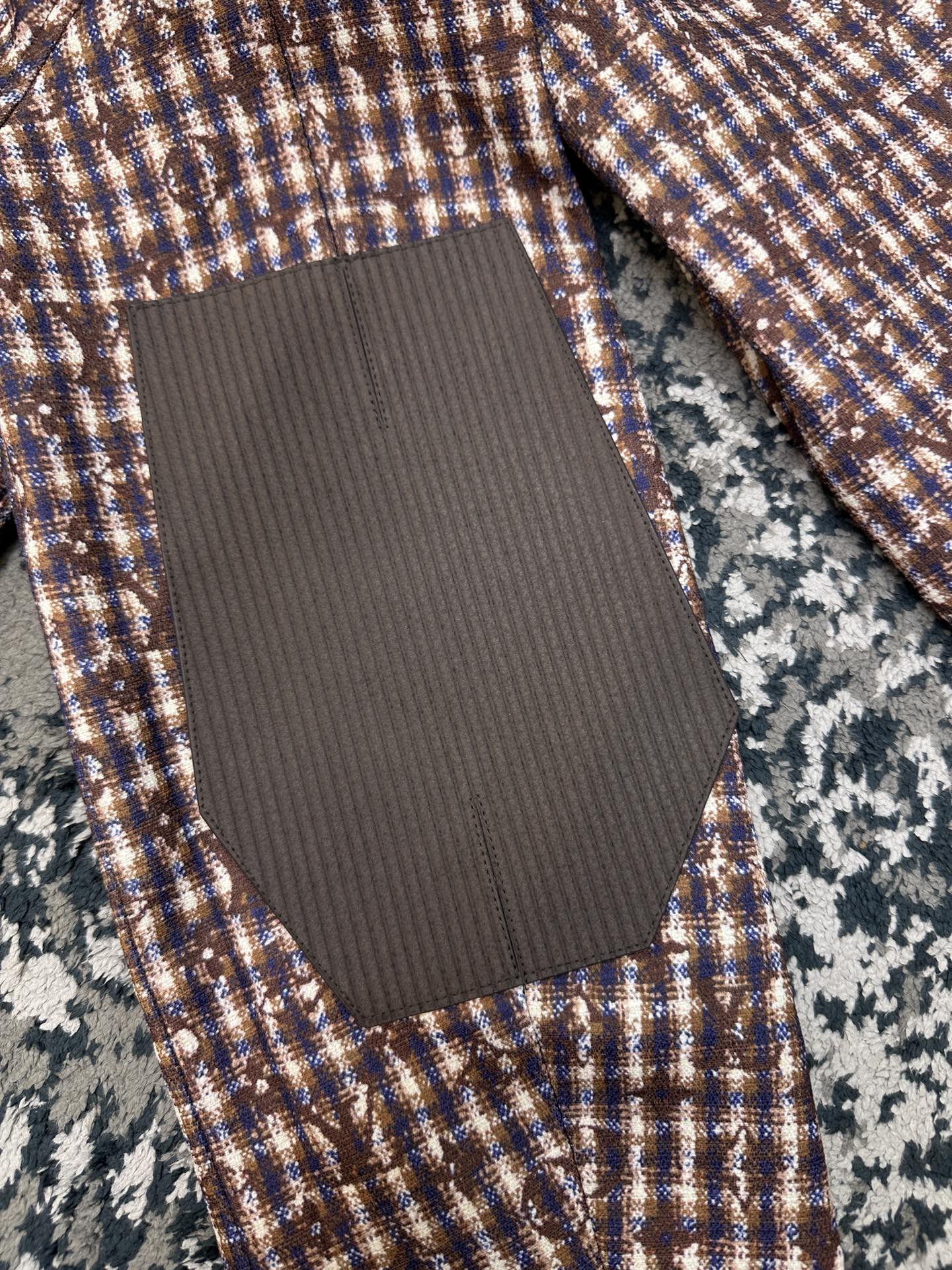 트위드 카라리스자켓 (Tweed collarless jacket)