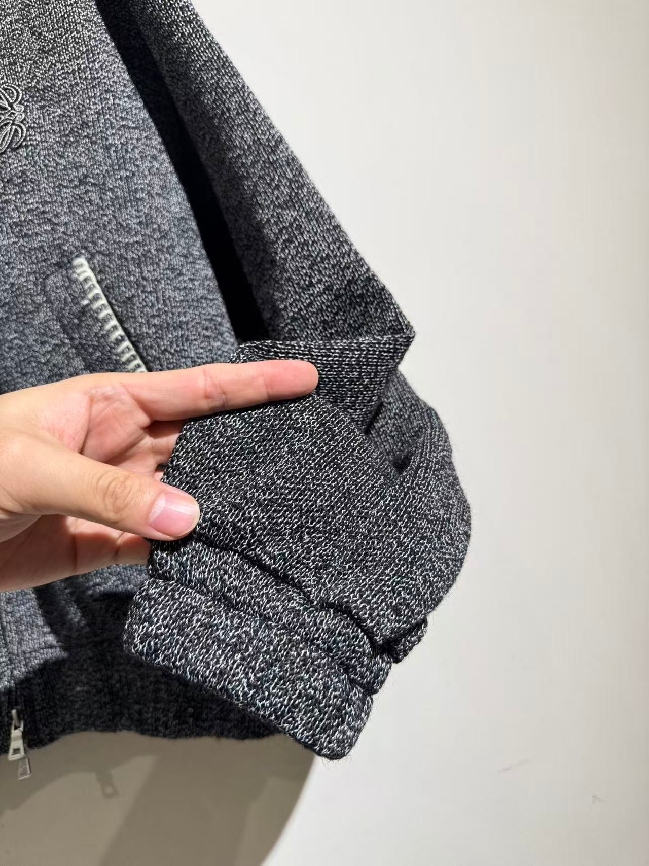 루오 션 후드집업 (Luo Shen Hooded Zip-up)