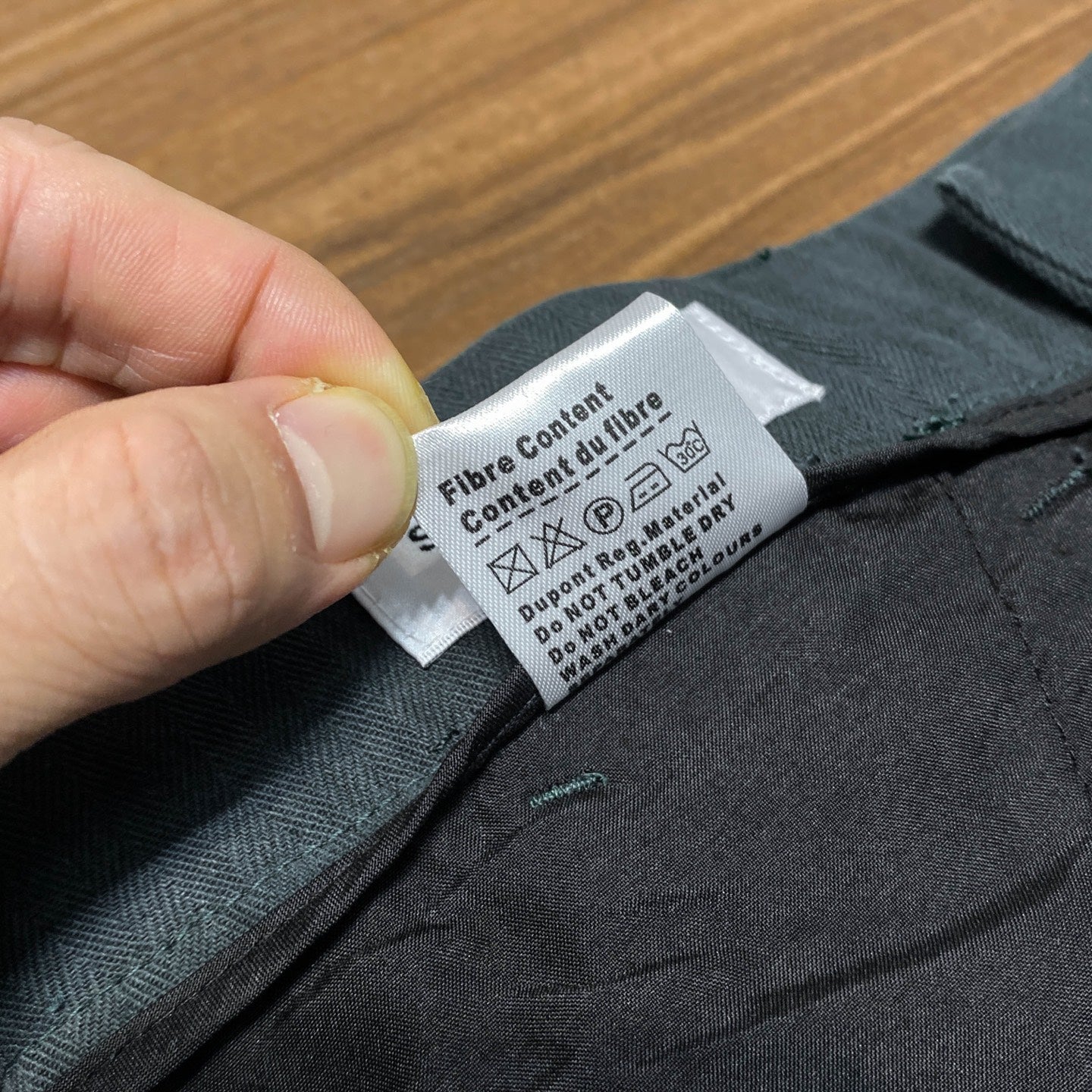 헤링본 코튼 카고바지 (Herringbone Cotton Cargo Pants)