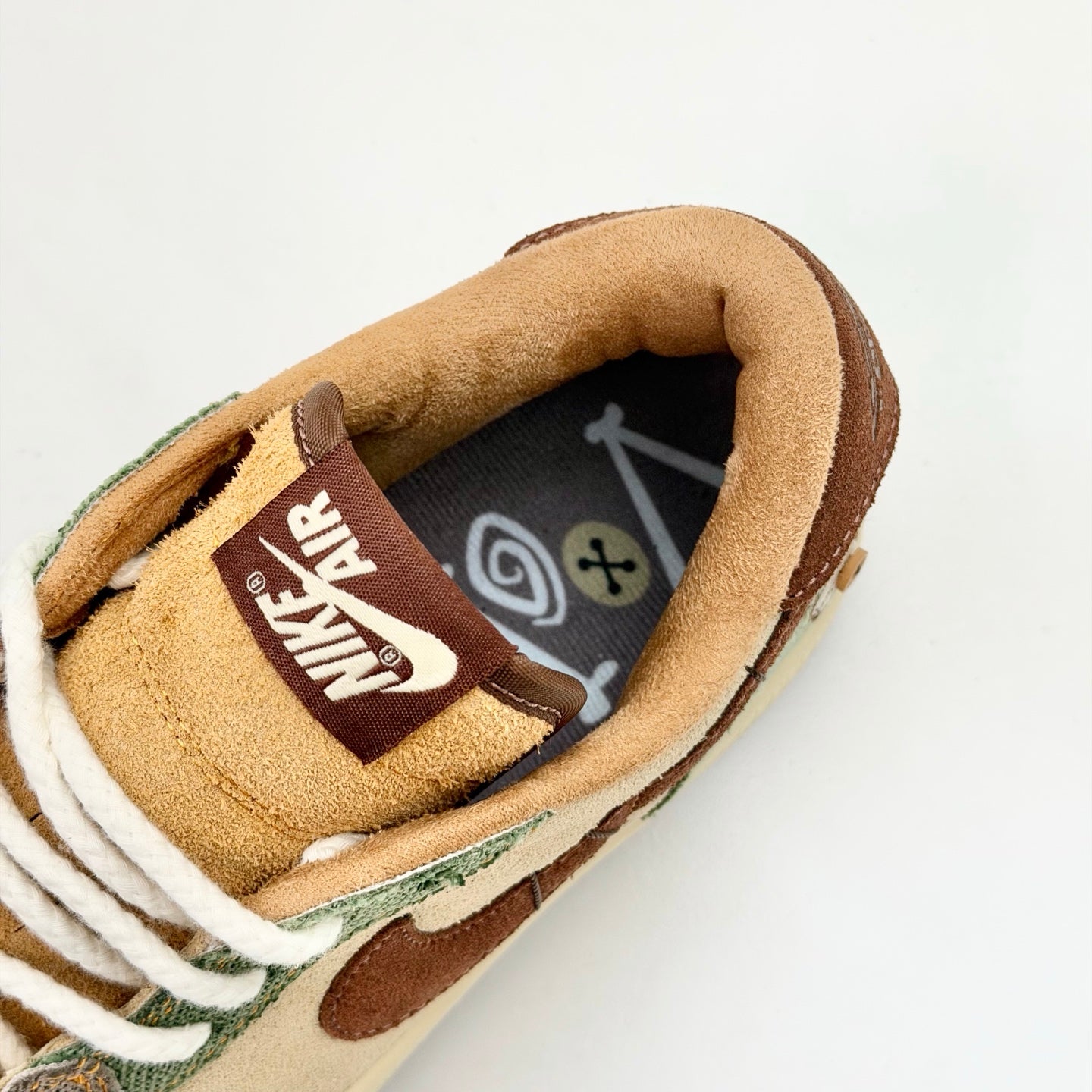 조던1 X 자이언 윌리엄스 스니커즈 (Jordan 1 X Zion Williams Sneakers)