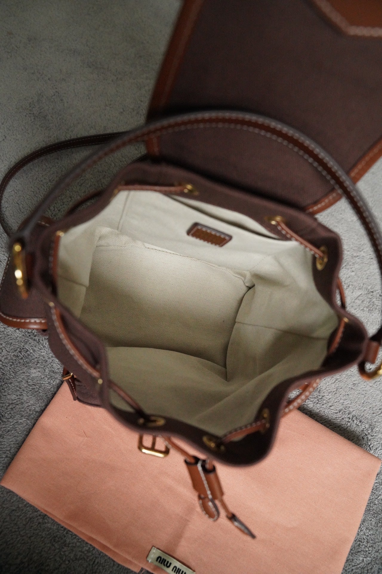 모카 백팩 (mocha backpack)
