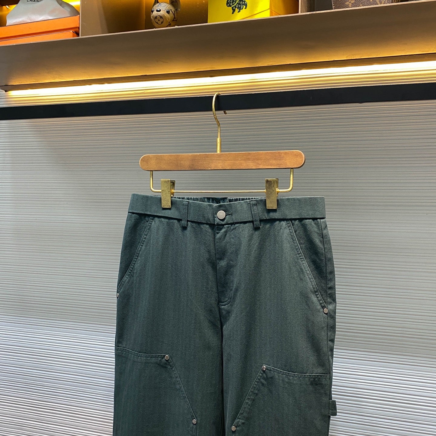 헤링본 코튼 카고바지 (Herringbone Cotton Cargo Pants)