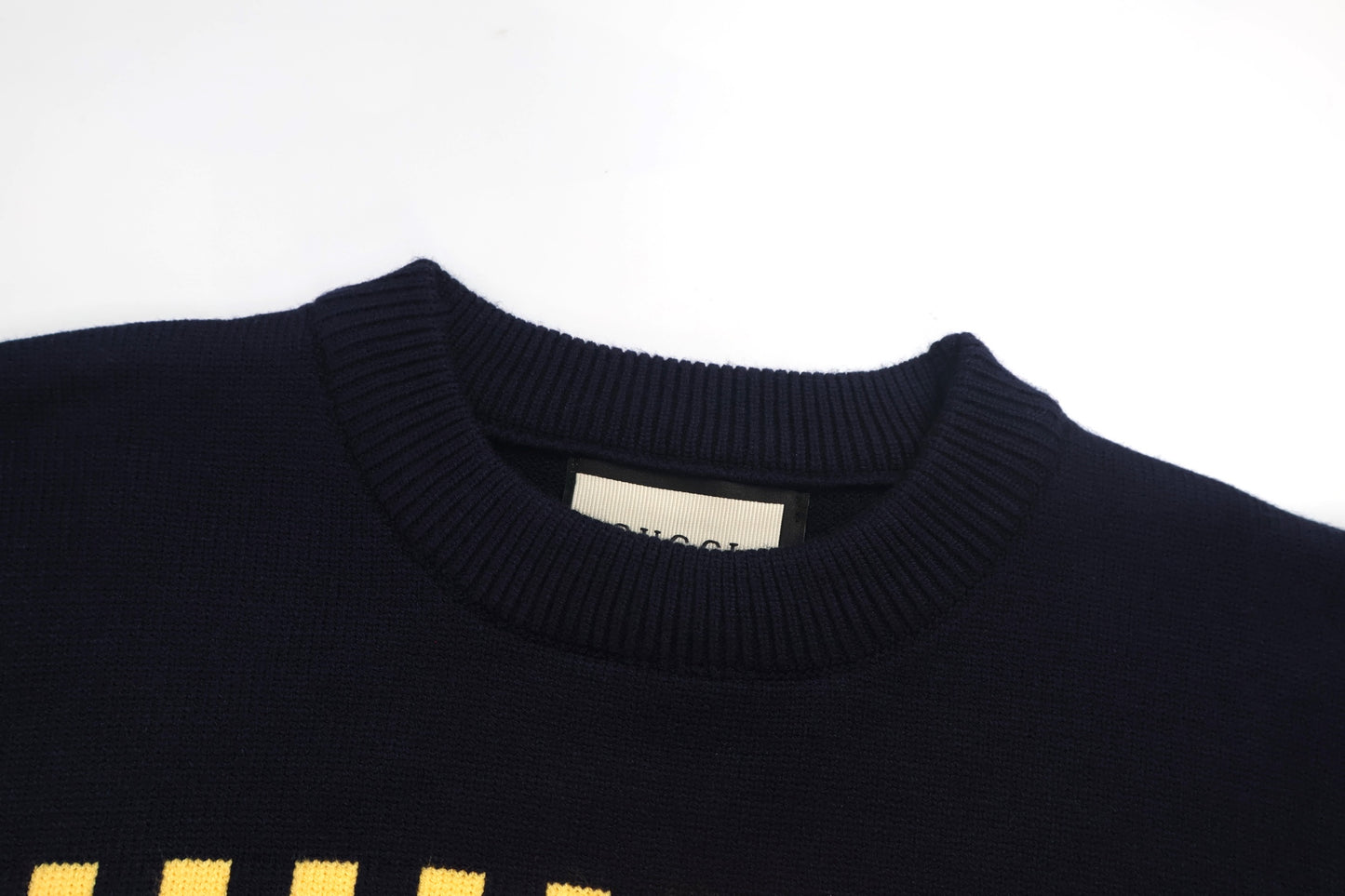 러브 유 니트티 (Love You Knit Tee)
