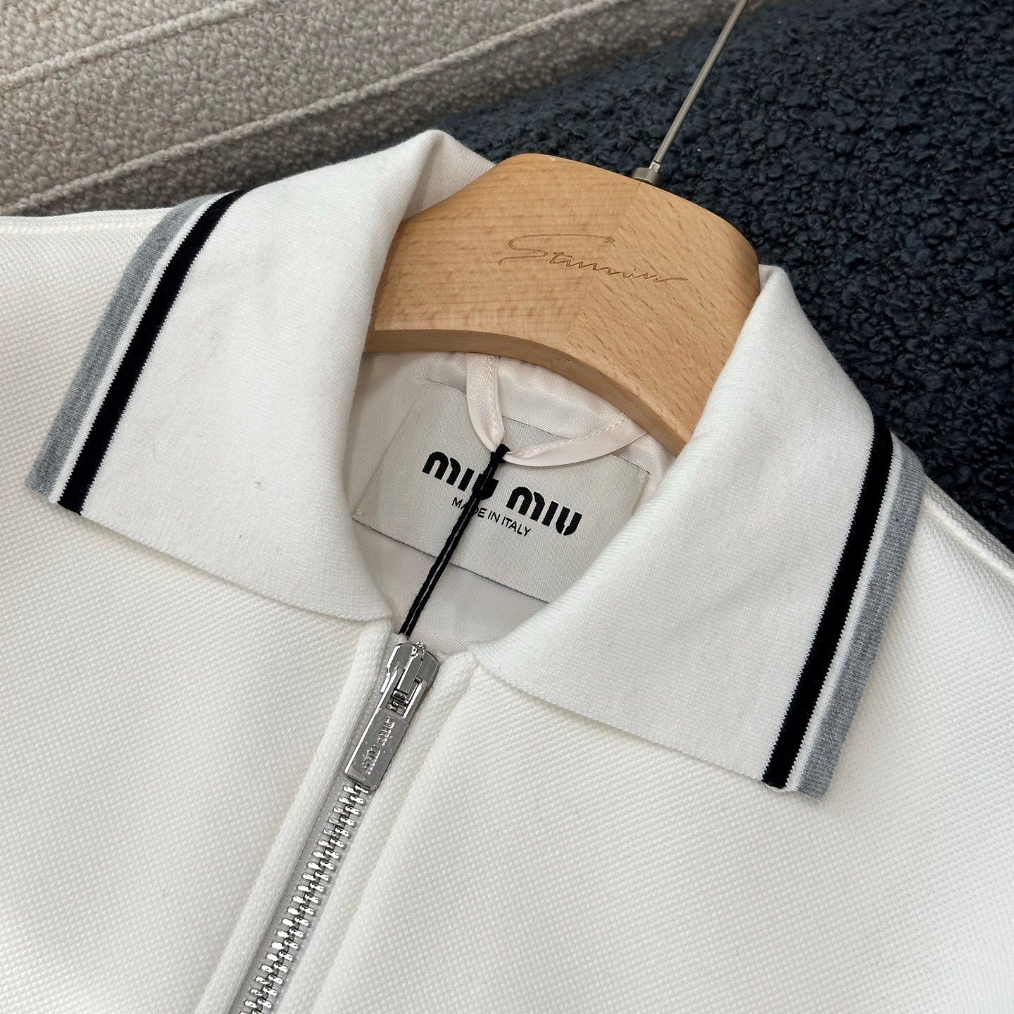 라펠 디테일 자켓 (lapel detail jacket)