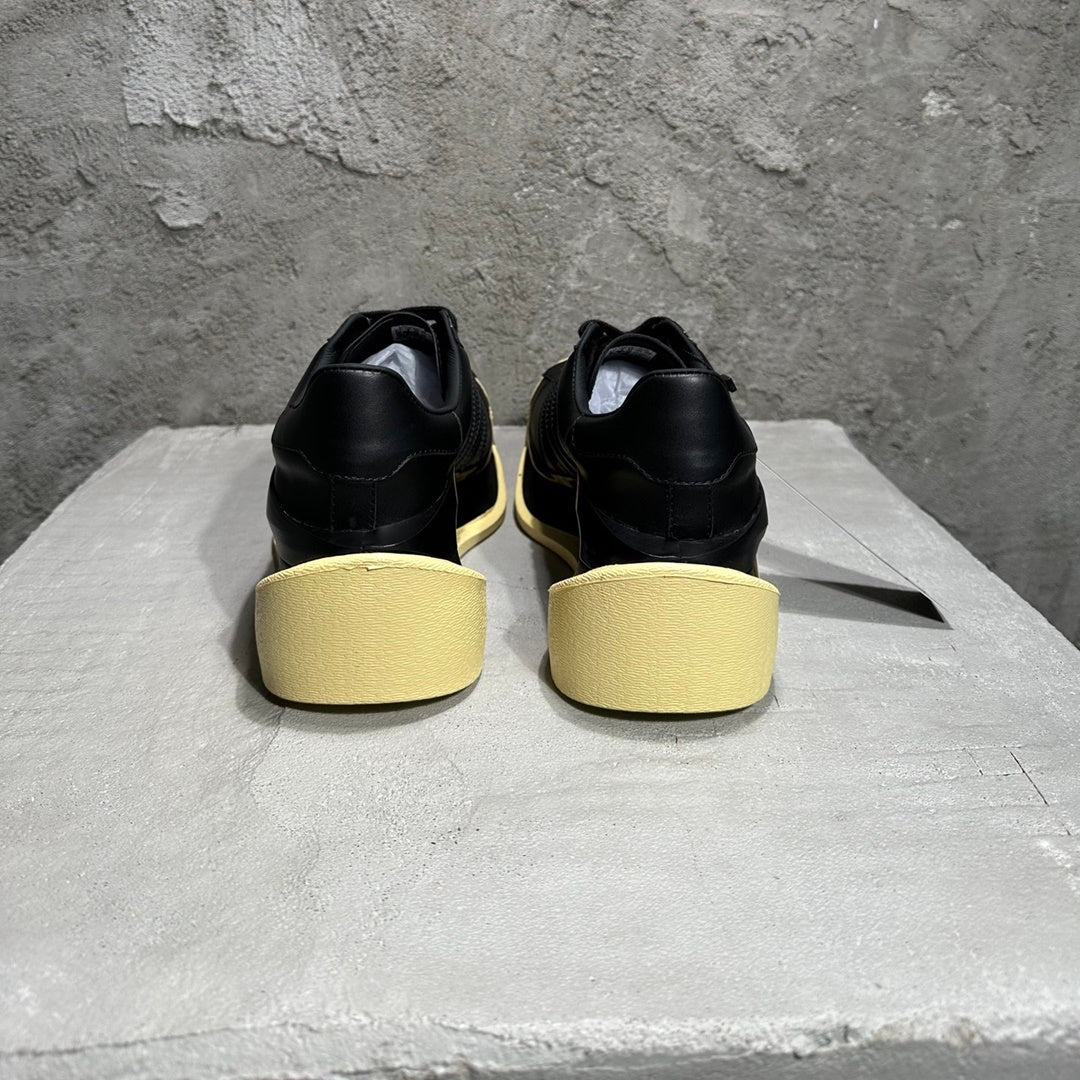 J501487 쉘 토 스니커즈