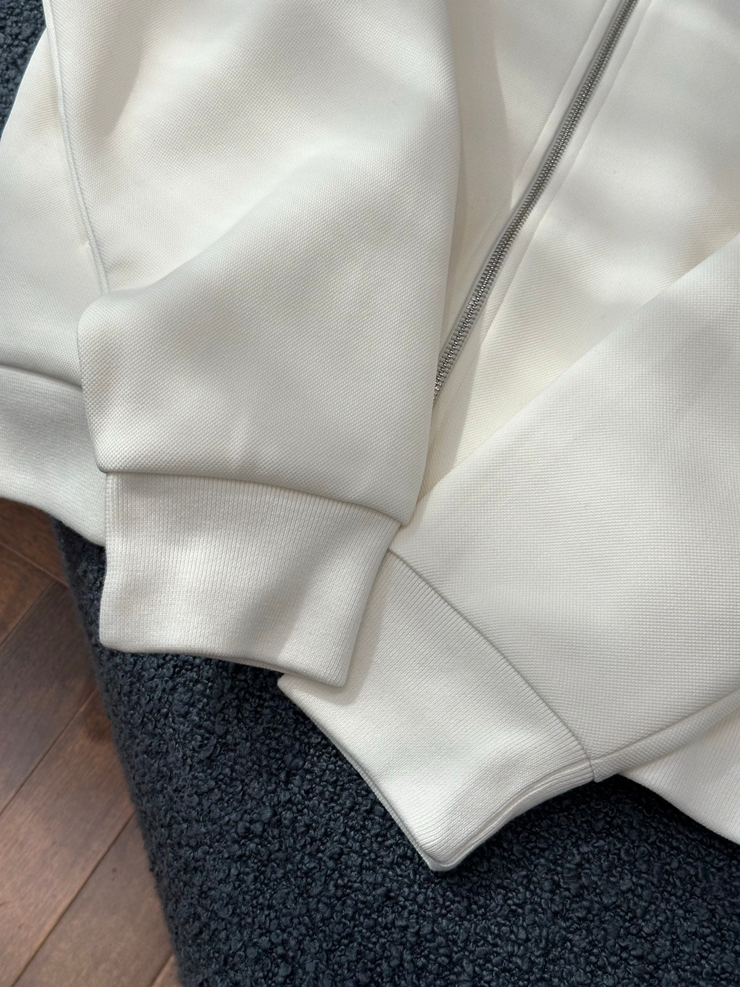 라펠 디테일 자켓 (lapel detail jacket)
