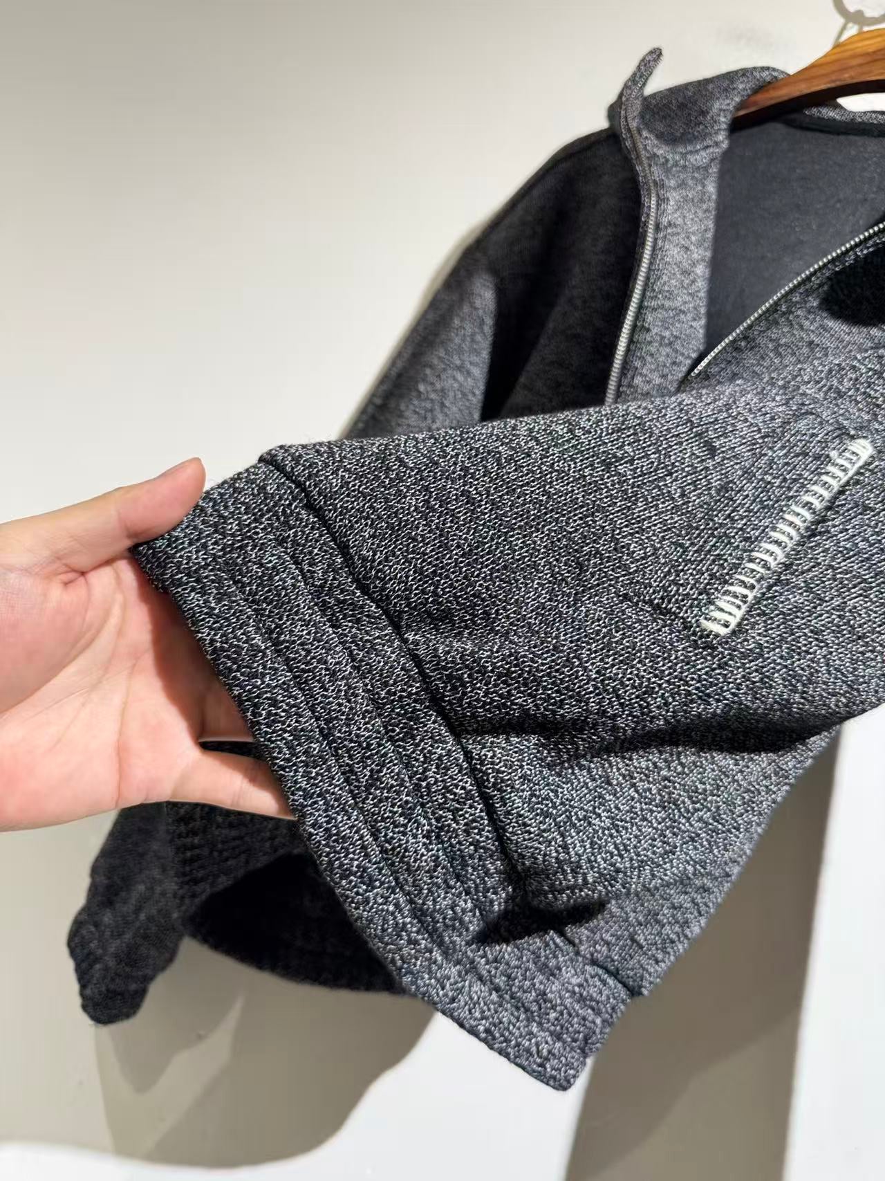 루오 션 후드집업 (Luo Shen Hooded Zip-up)