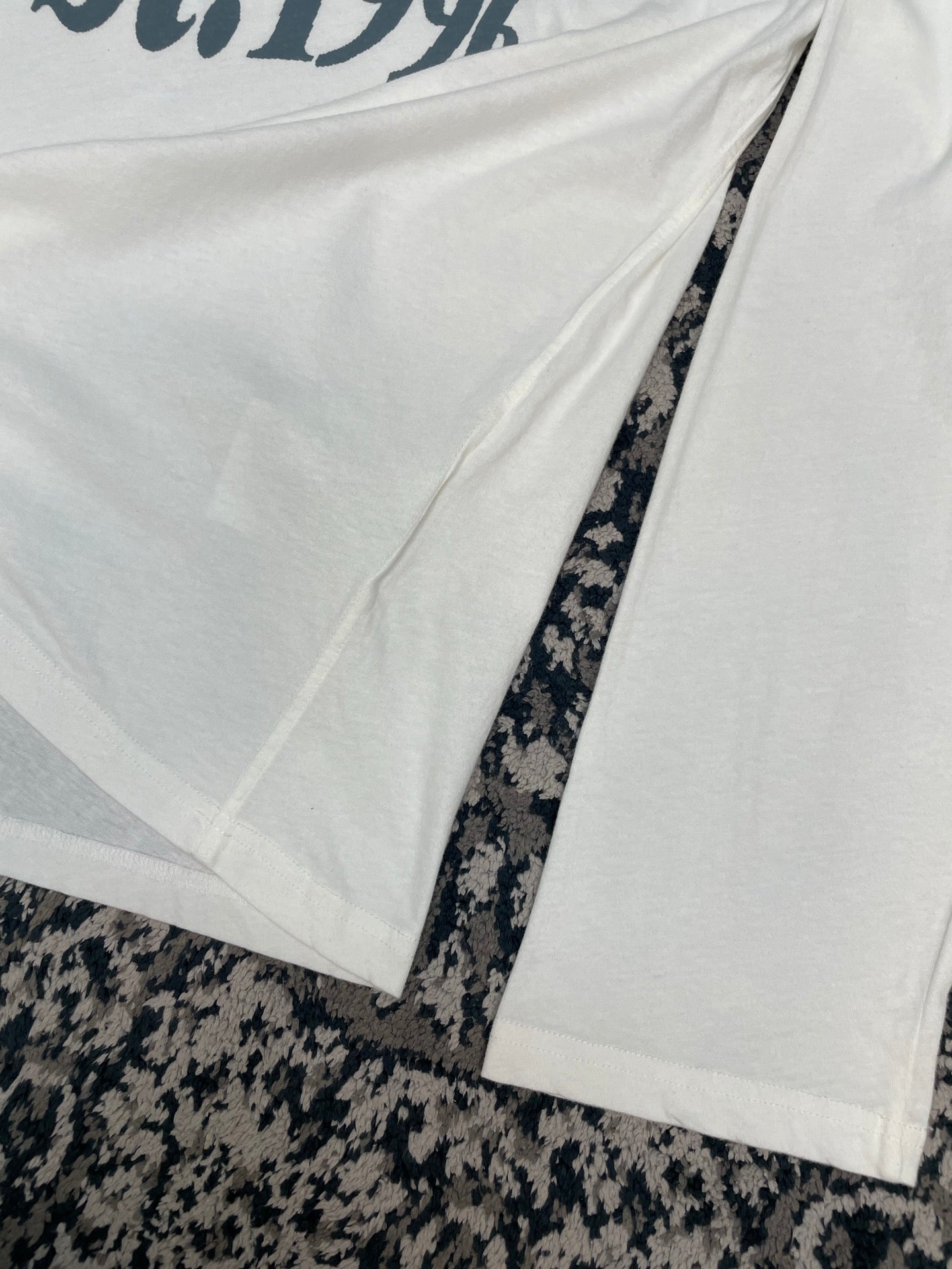 눈송이 패턴 맨투맨 (Snowflake pattern sweatshirt)