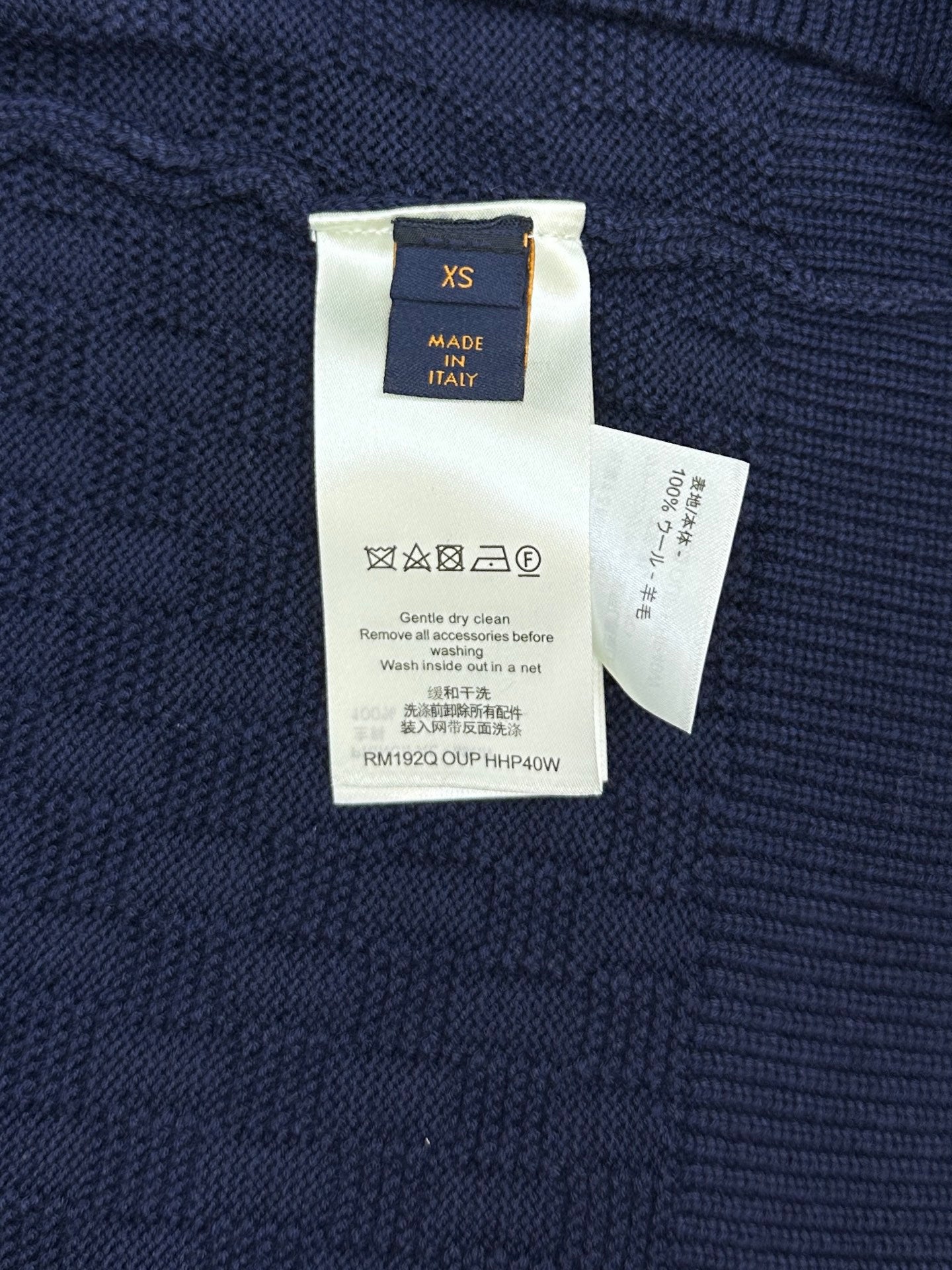 하프 집 니트티 (half zip knit tee)