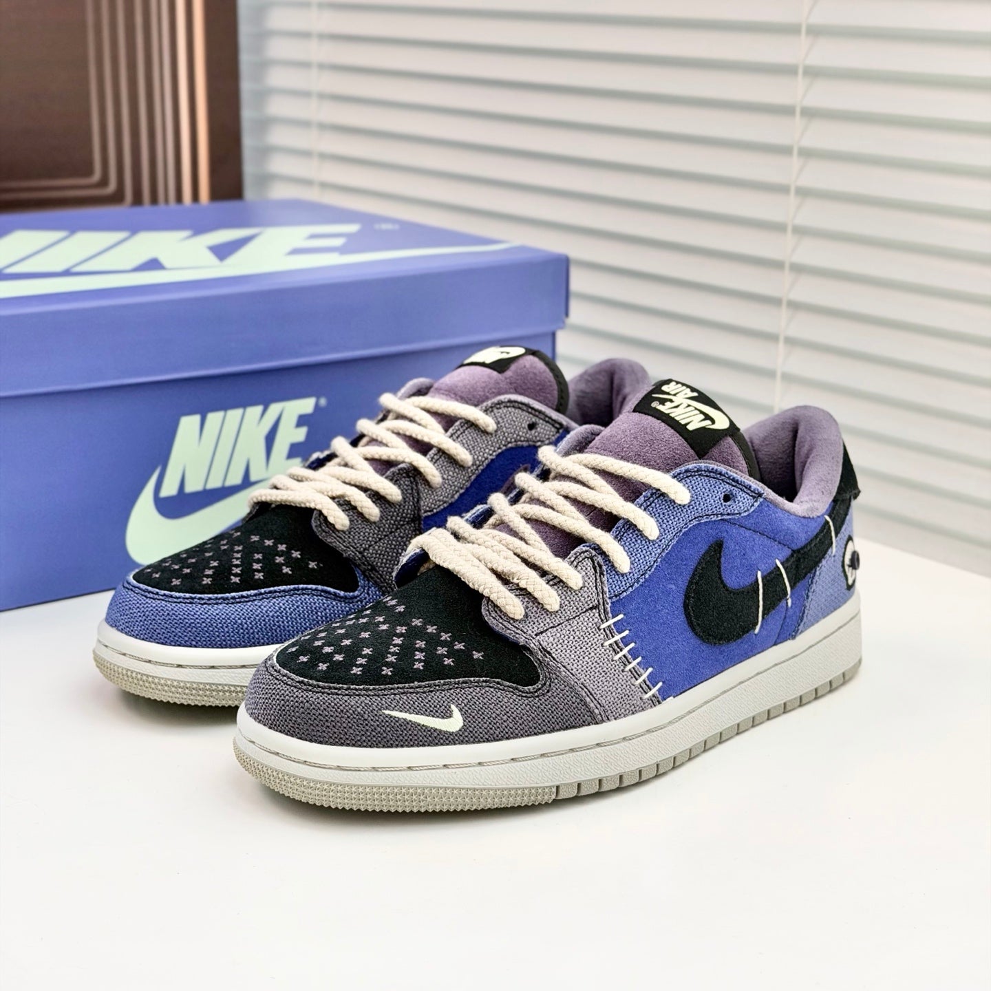 조던1 X 자이언 윌리엄스 스니커즈 (Jordan 1 X Zion Williams Sneakers)