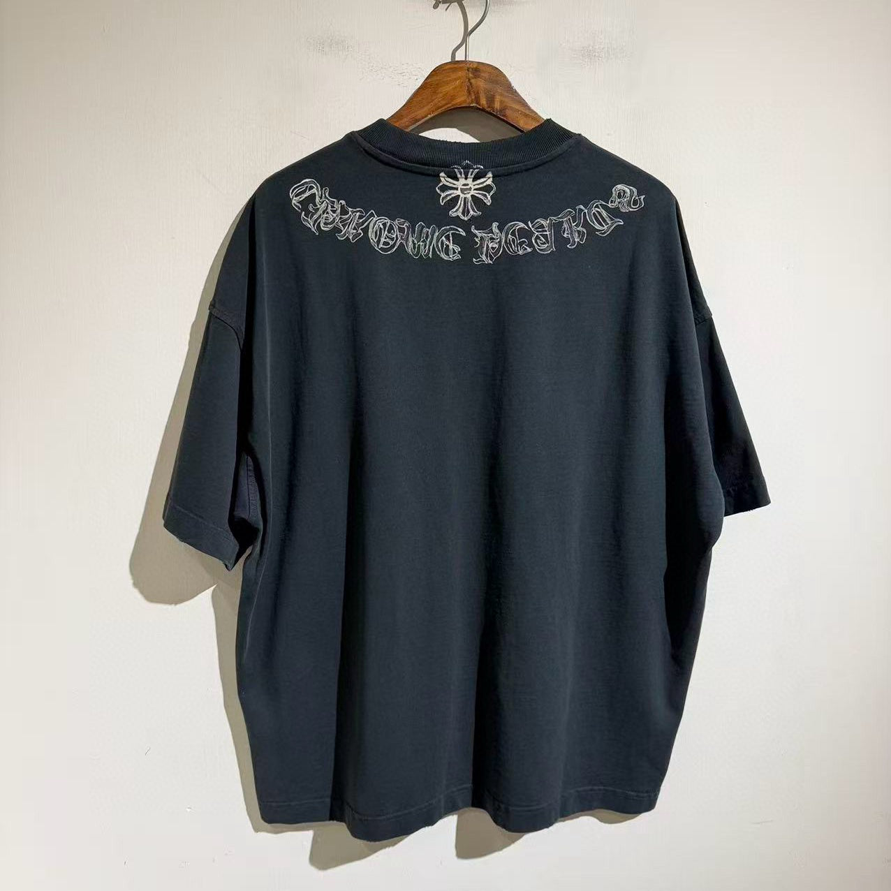 그래피티 티셔츠 (graffiti t shirt)