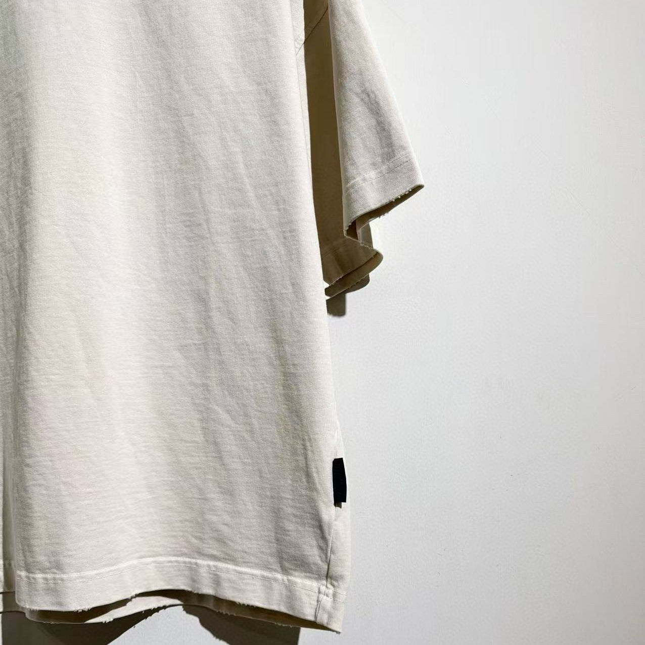 그래피티 티셔츠 (graffiti t shirt)