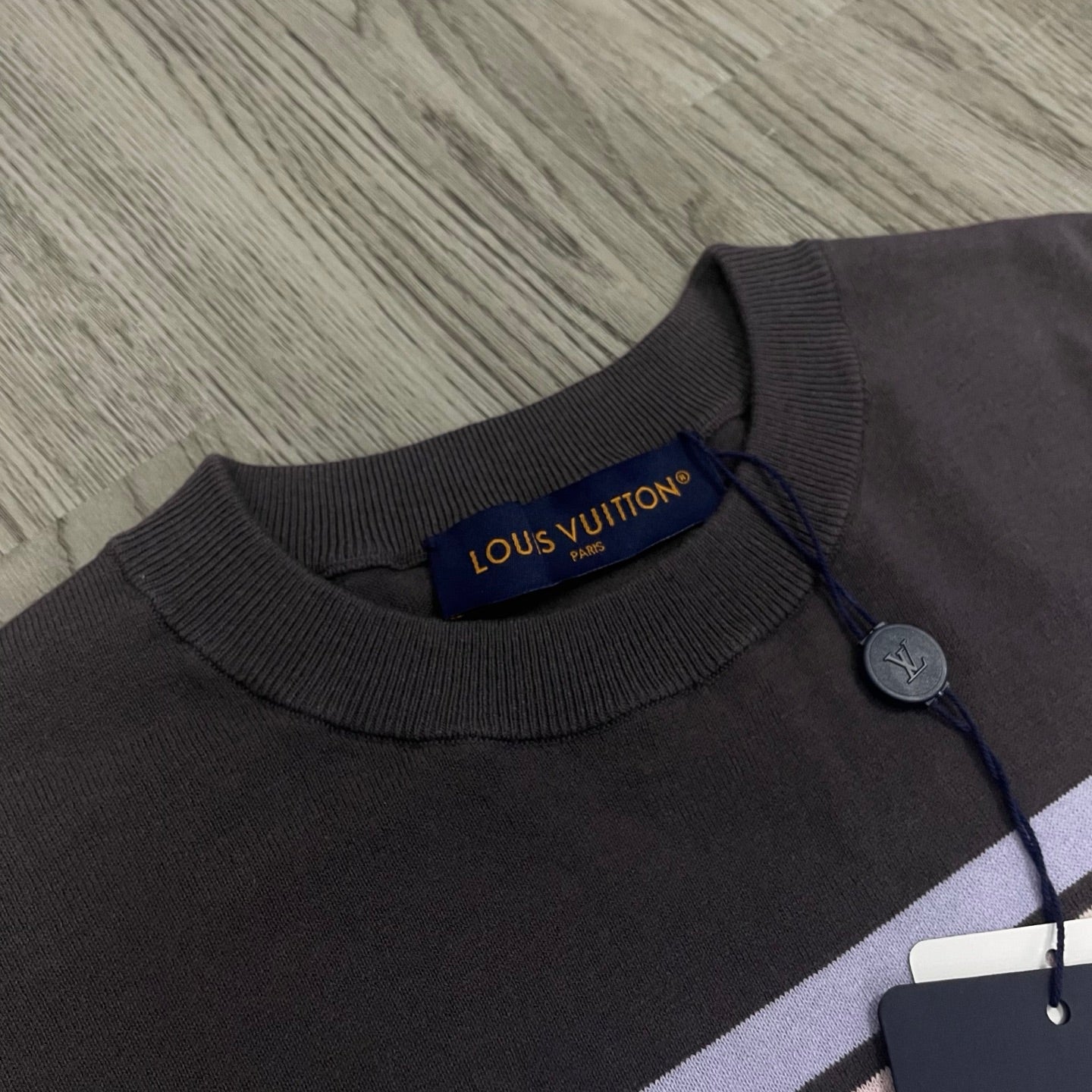 항필링 티셔츠 (Anti-pilling T-shirt)