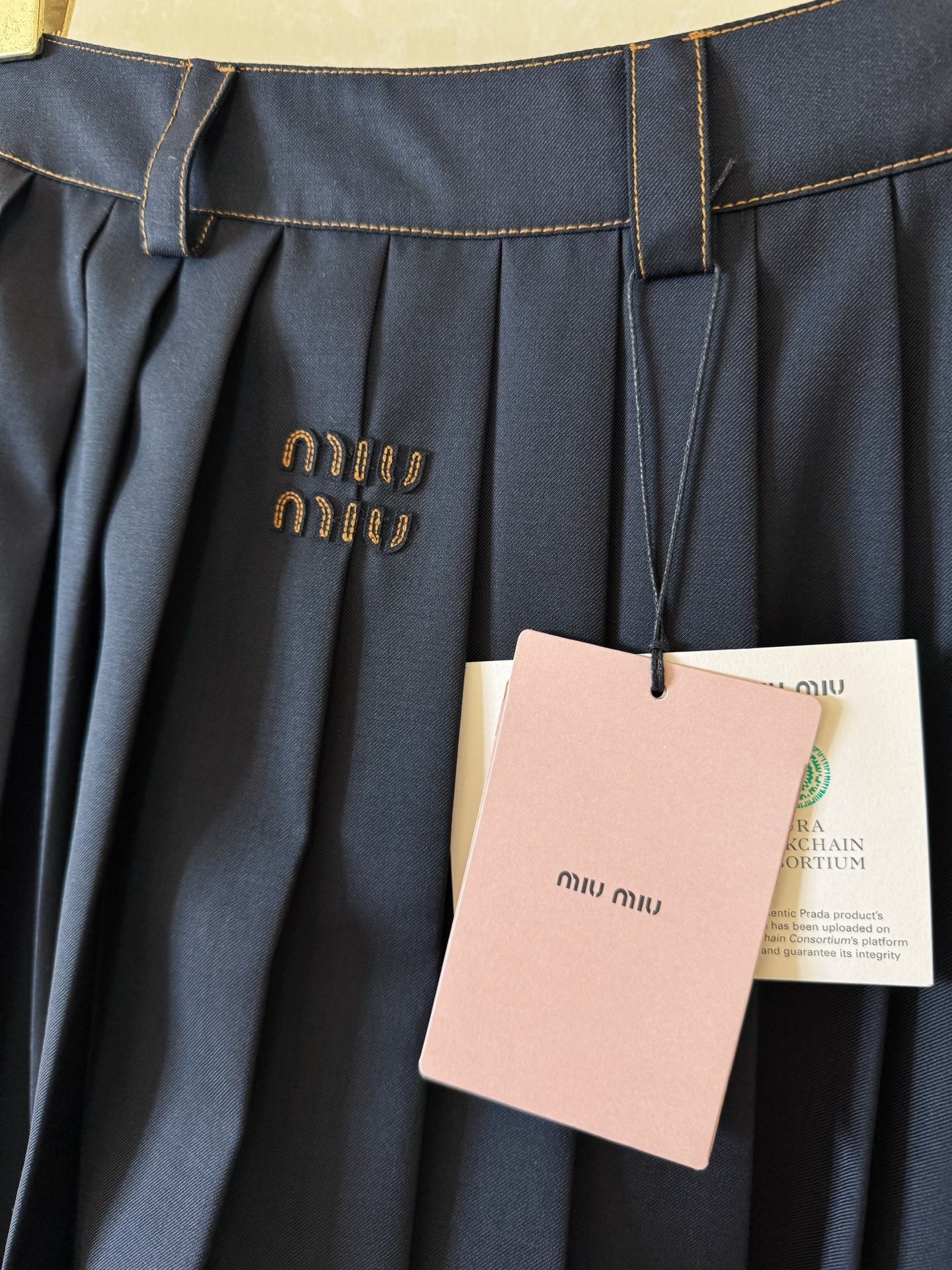 여성 라펠 자켓&스커트 (Women's lapel jacket &skirt)