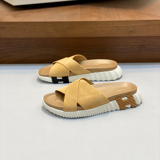 H 샌들 (H sandals)