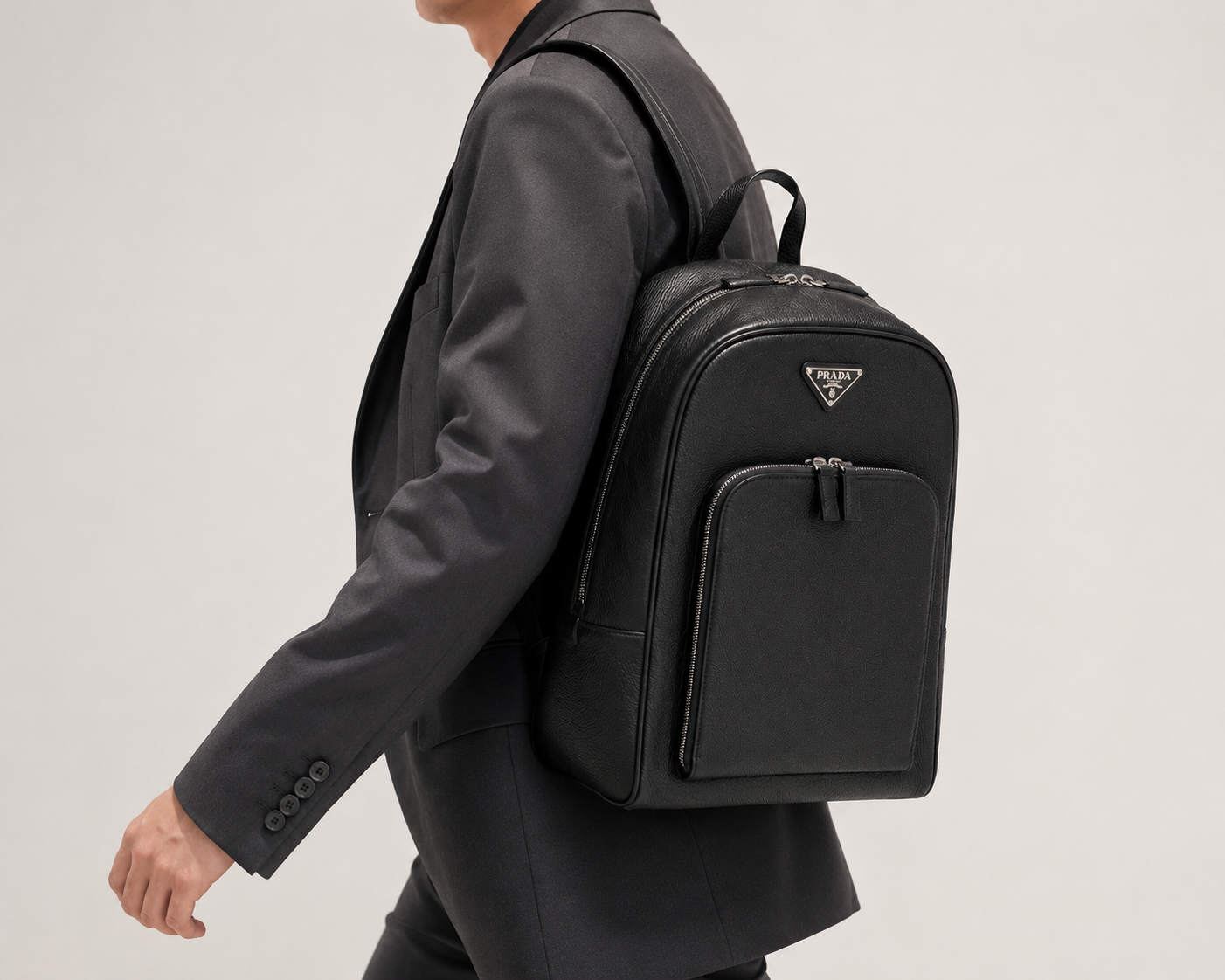 사피아노 백팩 (Saffiano Backpack)