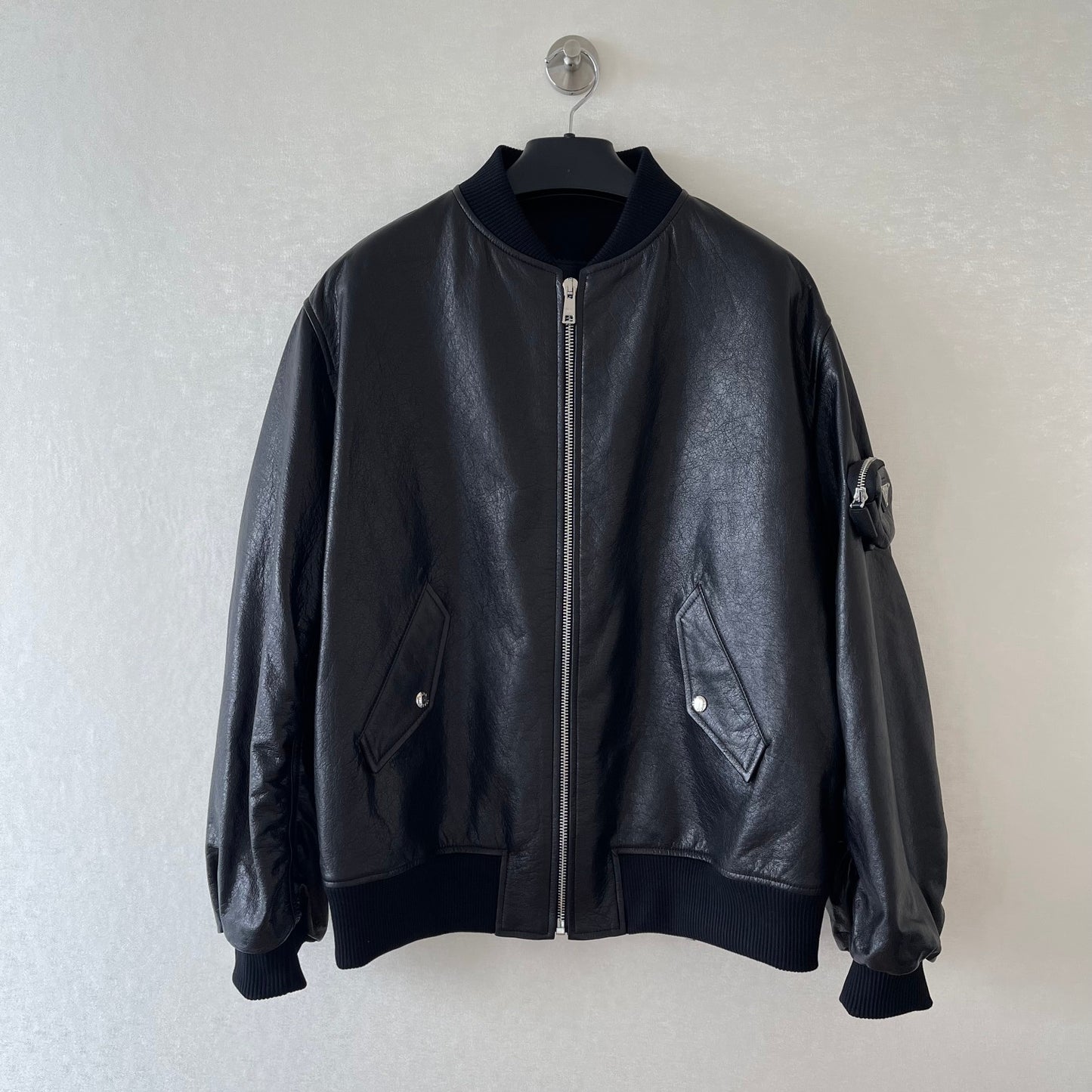 트라이앵글 가죽자켓 (triangle leather jacket)