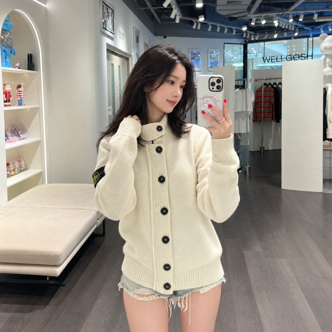 하이넥 버튼업 가디건 (High-neck button-up cardigan)