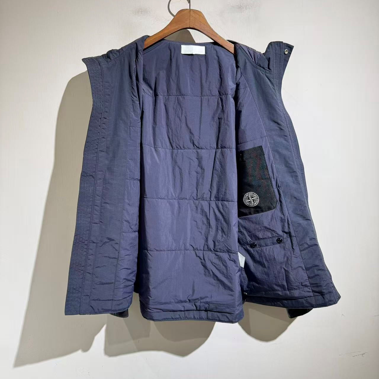 코팅 퀄팅점퍼 (Coated quilting jumper)