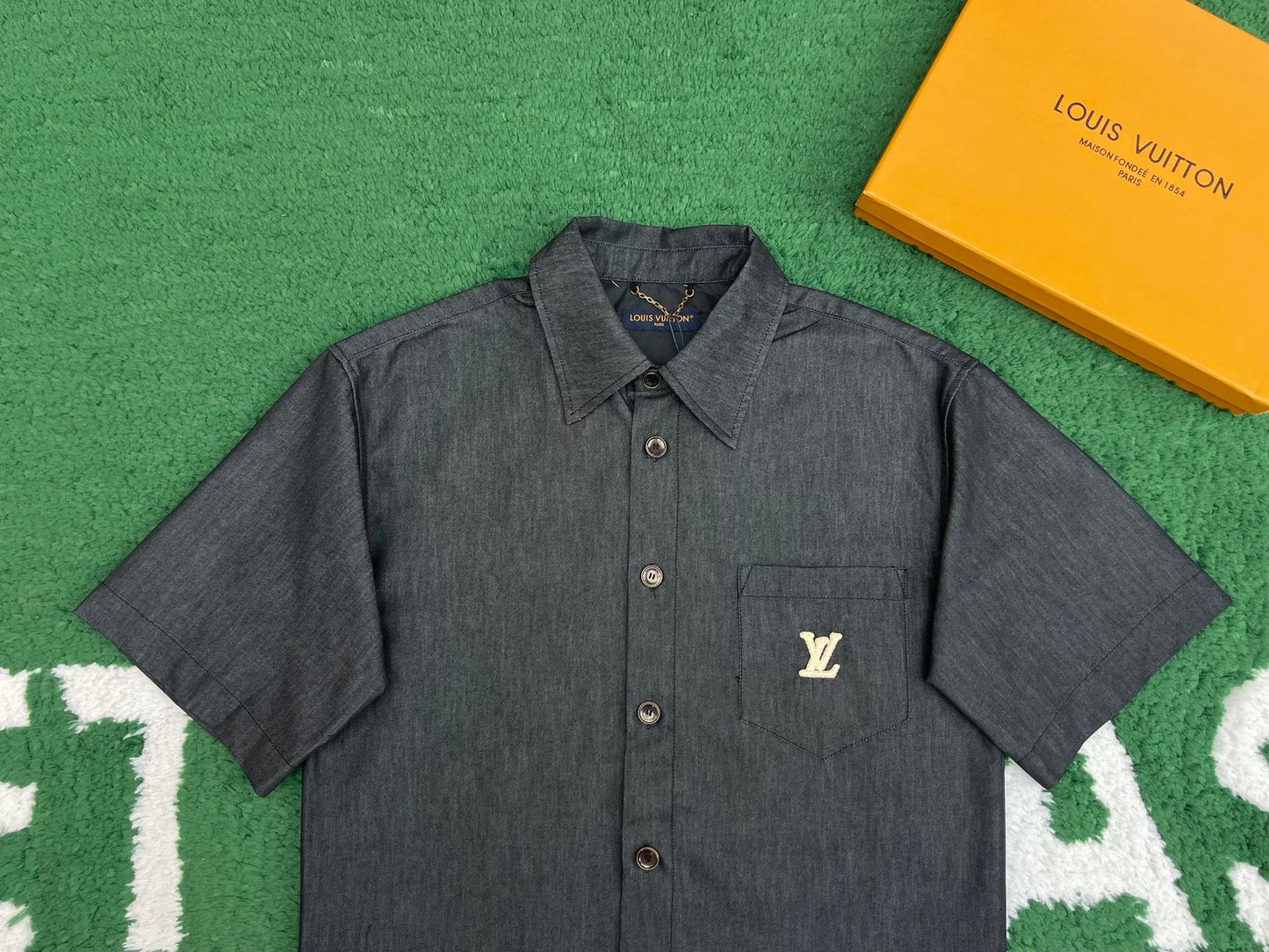 샴브레이 반팔셔츠 (Chambray short sleeve shirt)
