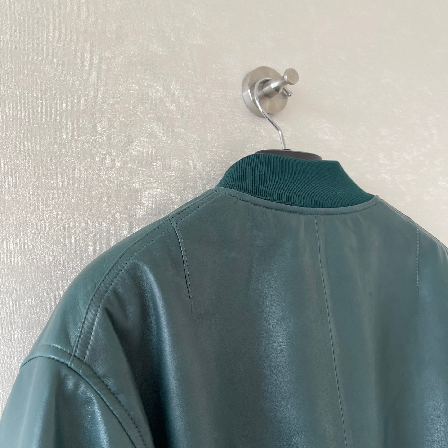 트라이앵글 가죽자켓 (triangle leather jacket)