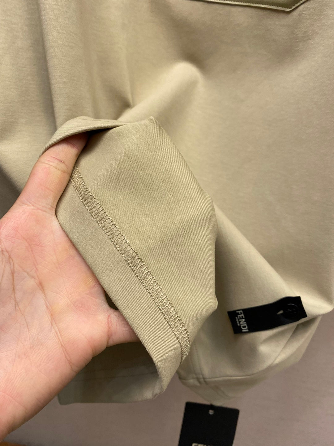 K350 455992.4 라펠 티셔츠