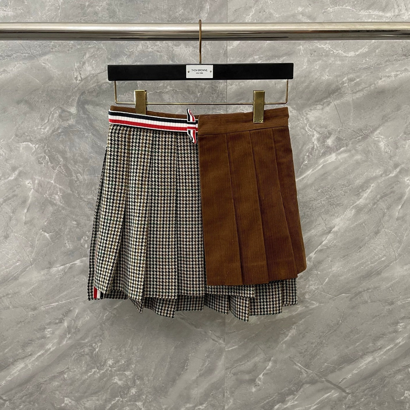 하운드투스 스커트셋업 (Houndstooth skirt set-up)
