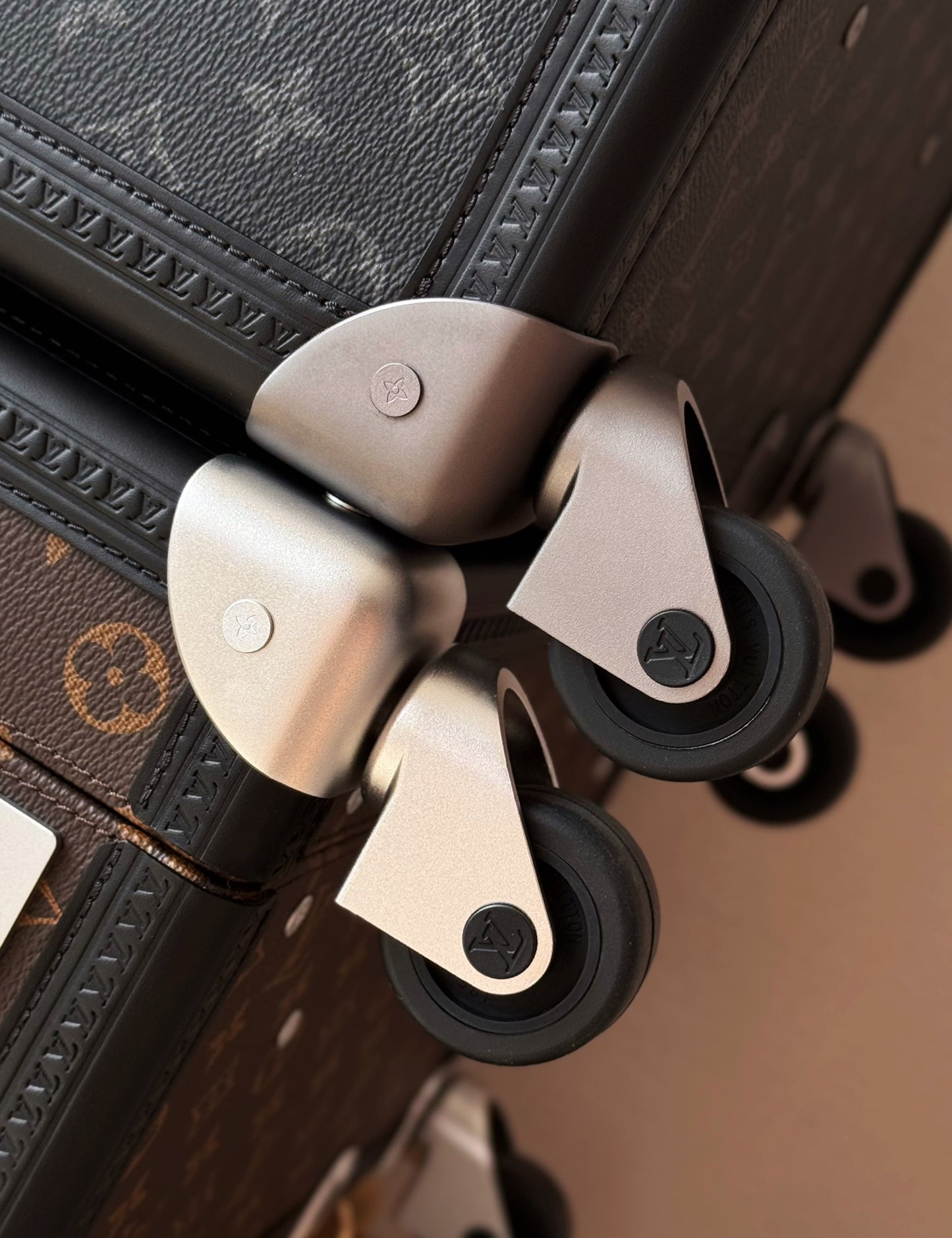 롤링 캐리어 (rolling carrier)