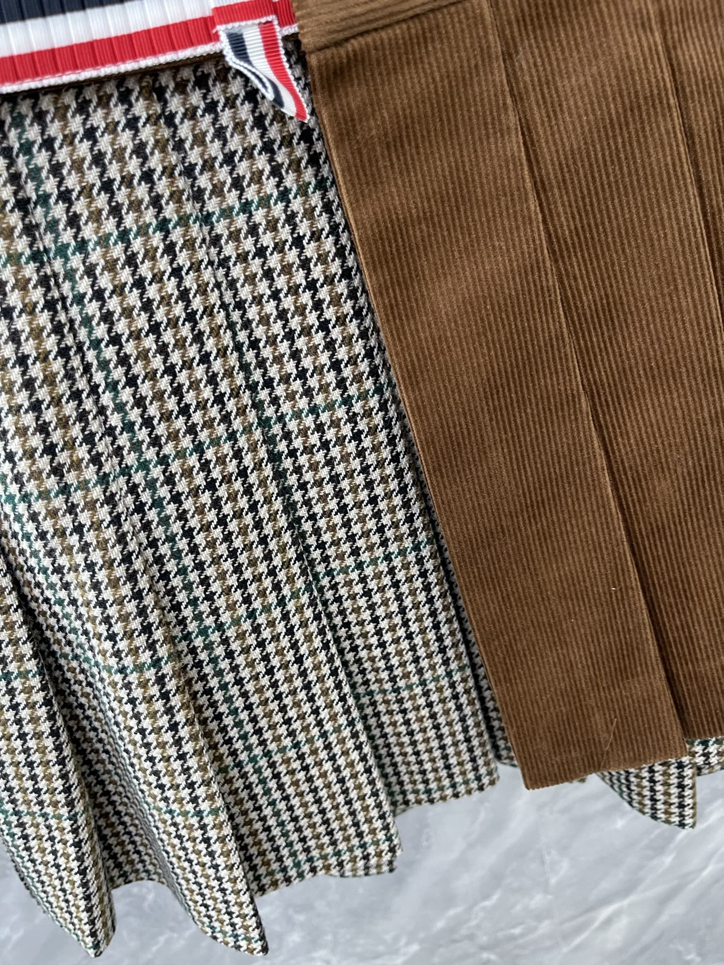 하운드투스 스커트셋업 (Houndstooth skirt set-up)